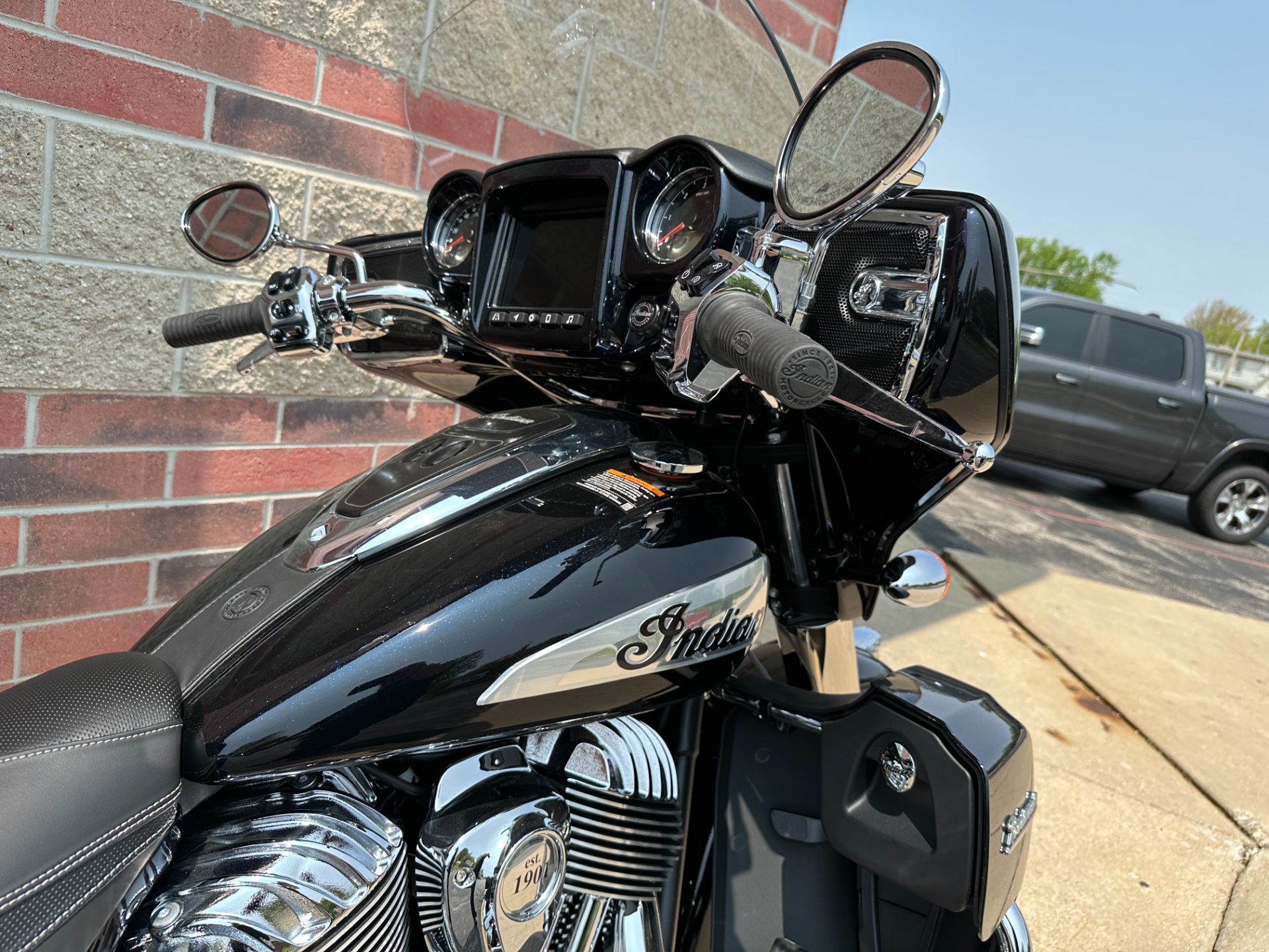 2023 Indian Motorcycle Roadmaster® Limited in Muskego, Wisconsin - Photo 8