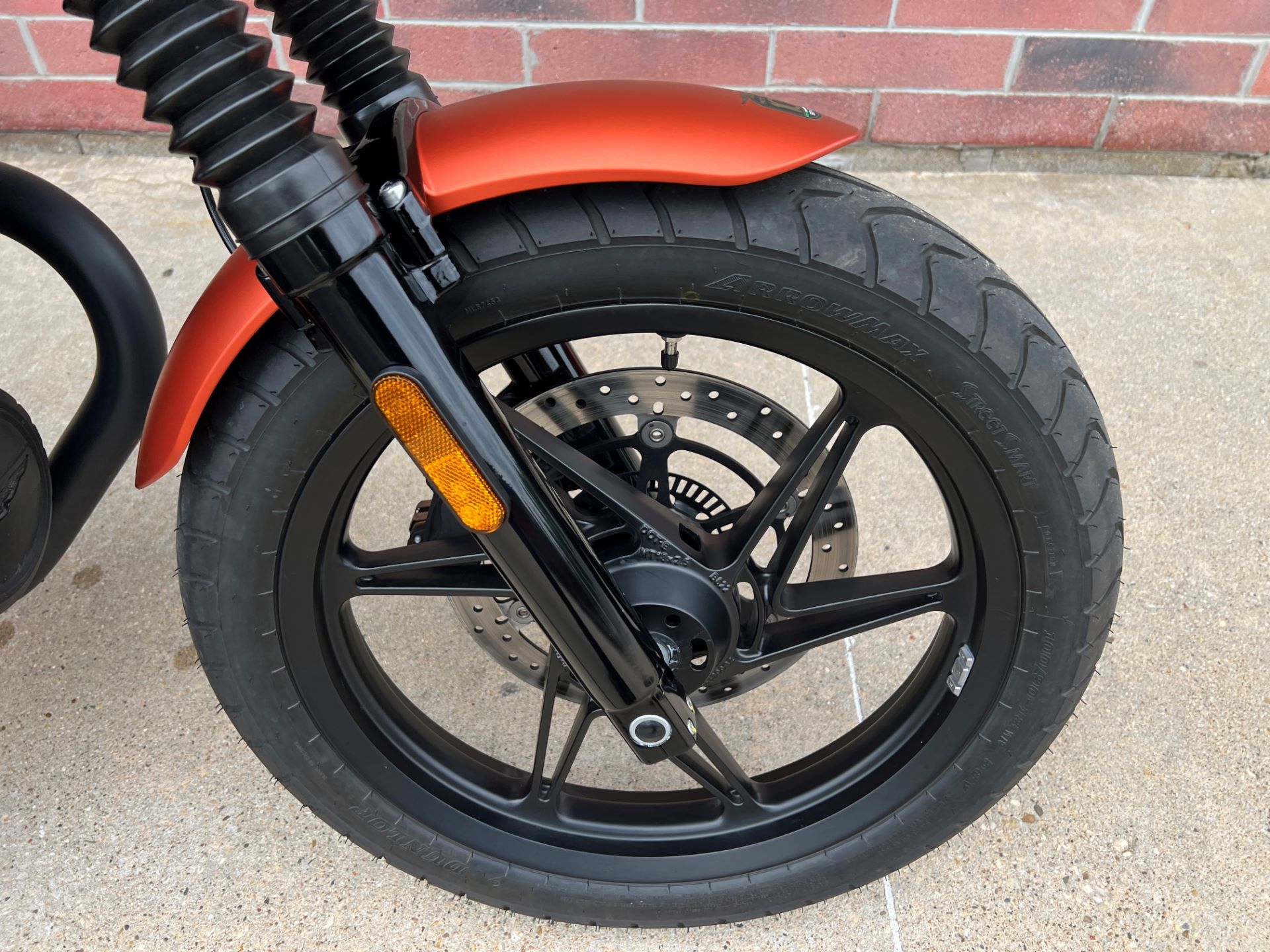 2021 Moto Guzzi V7 Stone Centenario E5 in Muskego, Wisconsin - Photo 4
