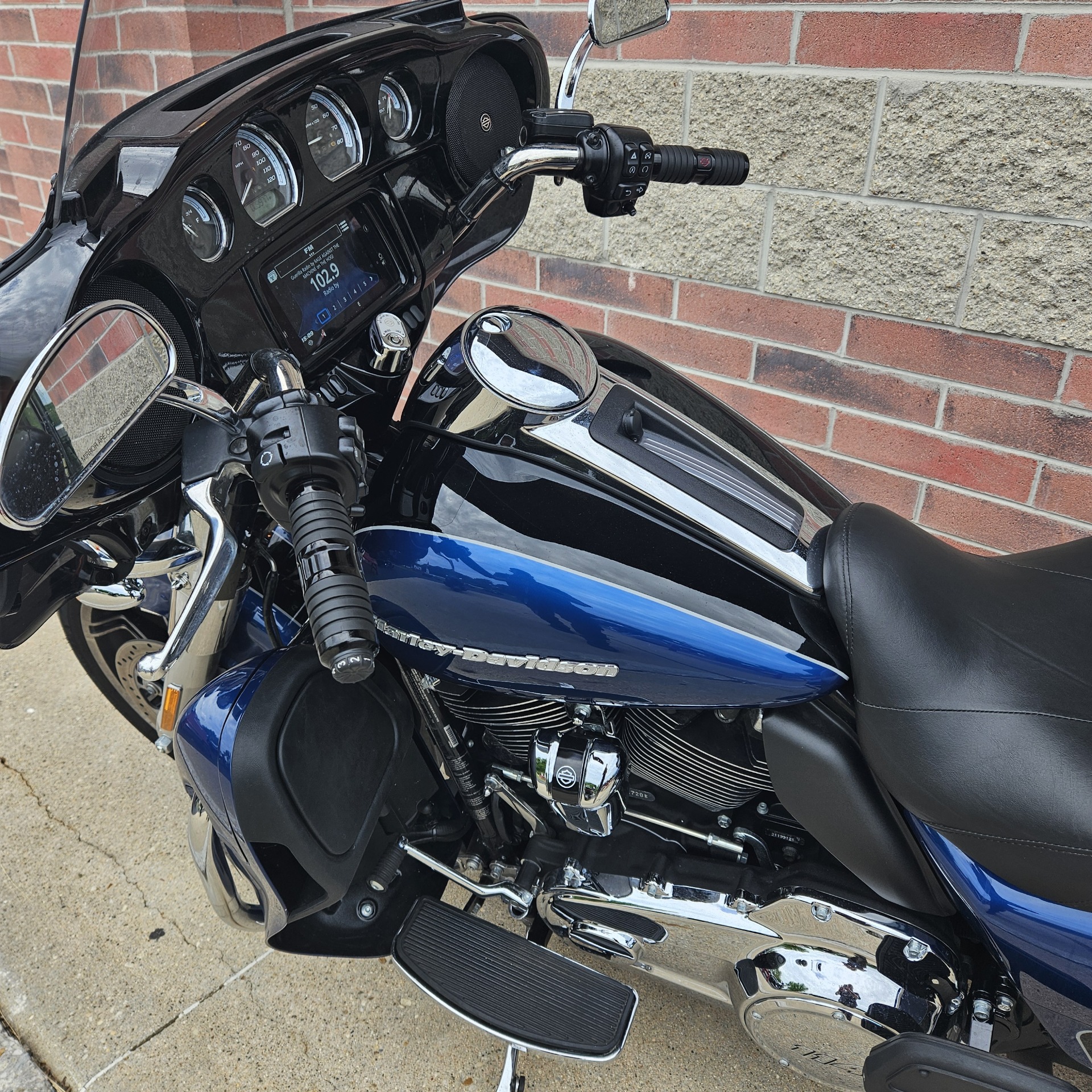 2022 Harley-Davidson Ultra Limited in Muskego, Wisconsin - Photo 4