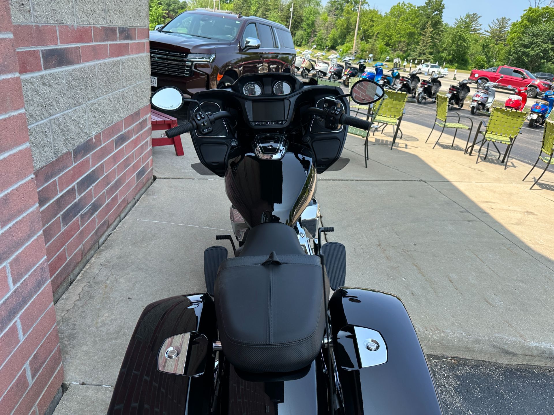 2023 Indian Motorcycle Challenger® in Muskego, Wisconsin - Photo 12
