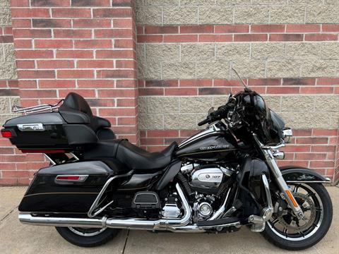 2017 Harley-Davidson Electra Glide® Ultra Classic® in Muskego, Wisconsin - Photo 1