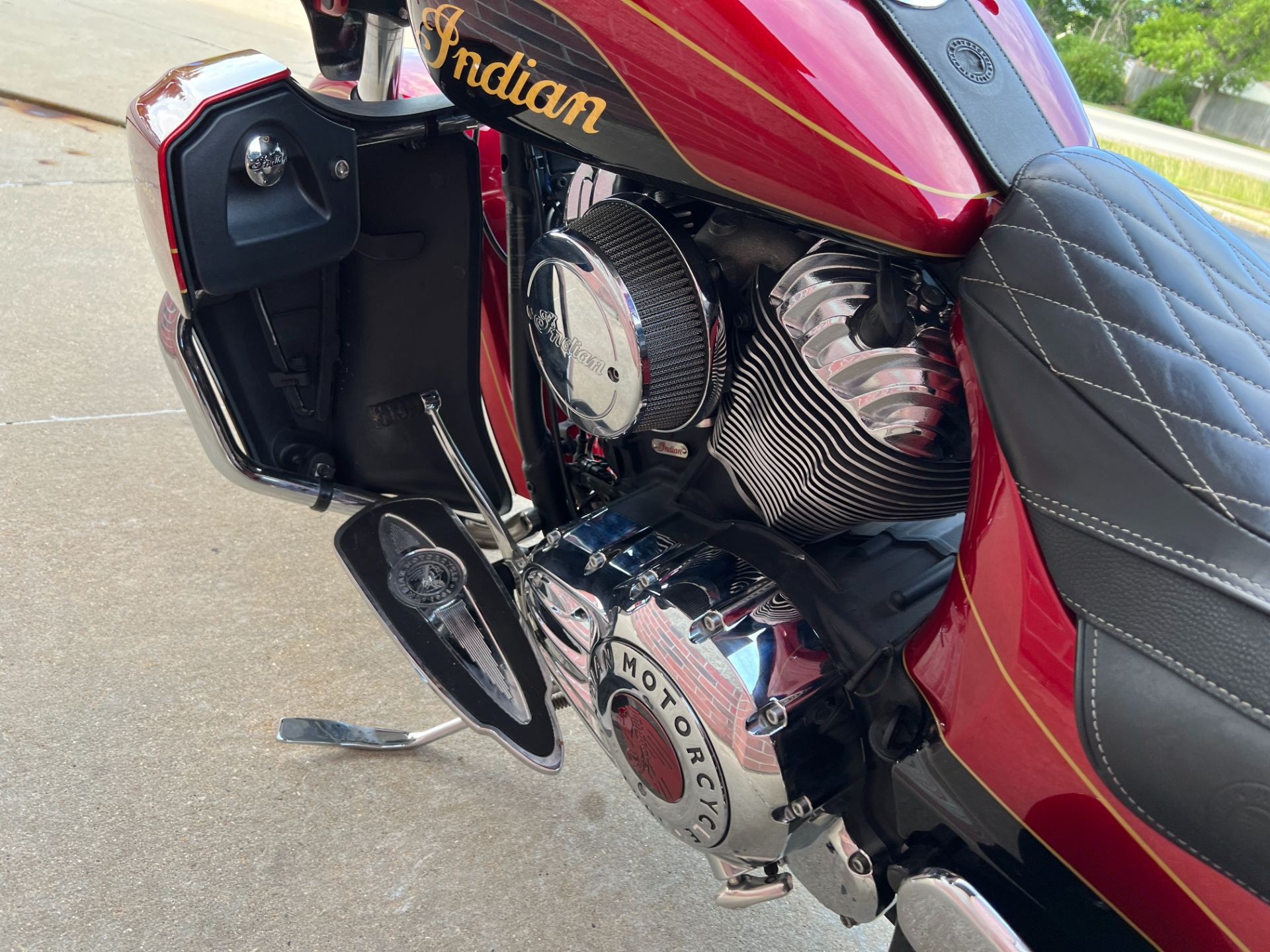 2019 Indian Roadmaster® Elite ABS in Muskego, Wisconsin - Photo 13