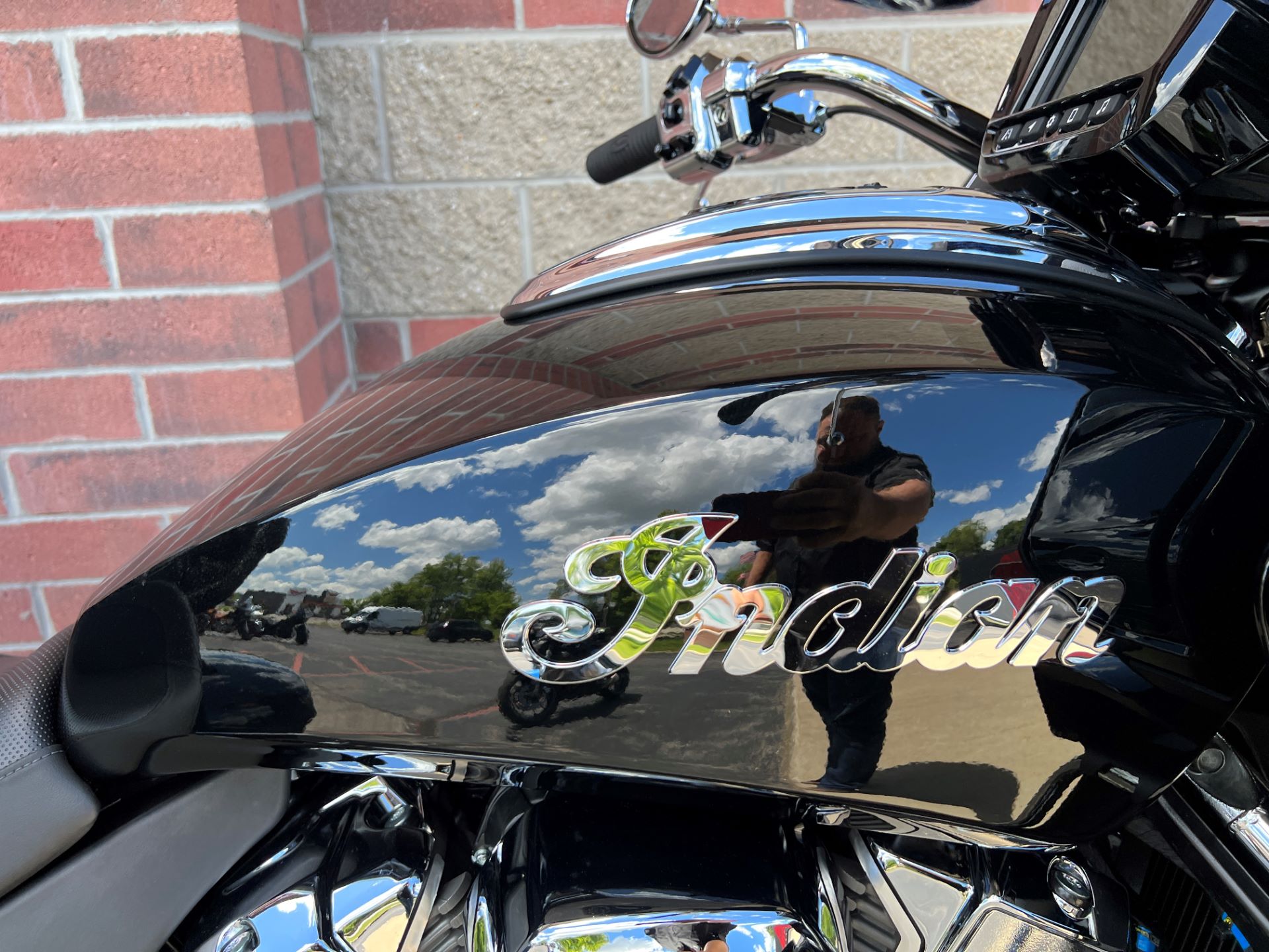 2022 Indian Pursuit® Limited in Muskego, Wisconsin - Photo 7
