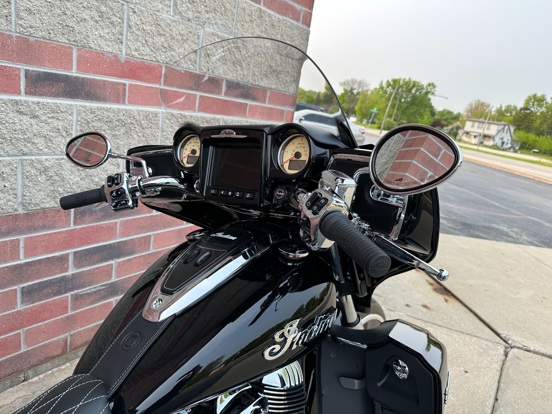 2023 Indian Motorcycle Roadmaster® in Muskego, Wisconsin - Photo 8
