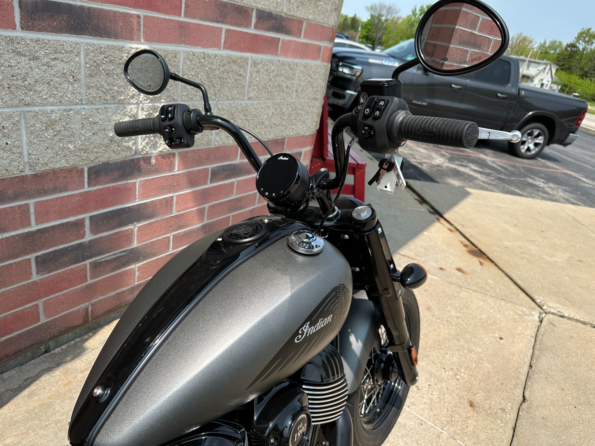 2023 Indian Motorcycle Chief Bobber Dark Horse® in Muskego, Wisconsin - Photo 8