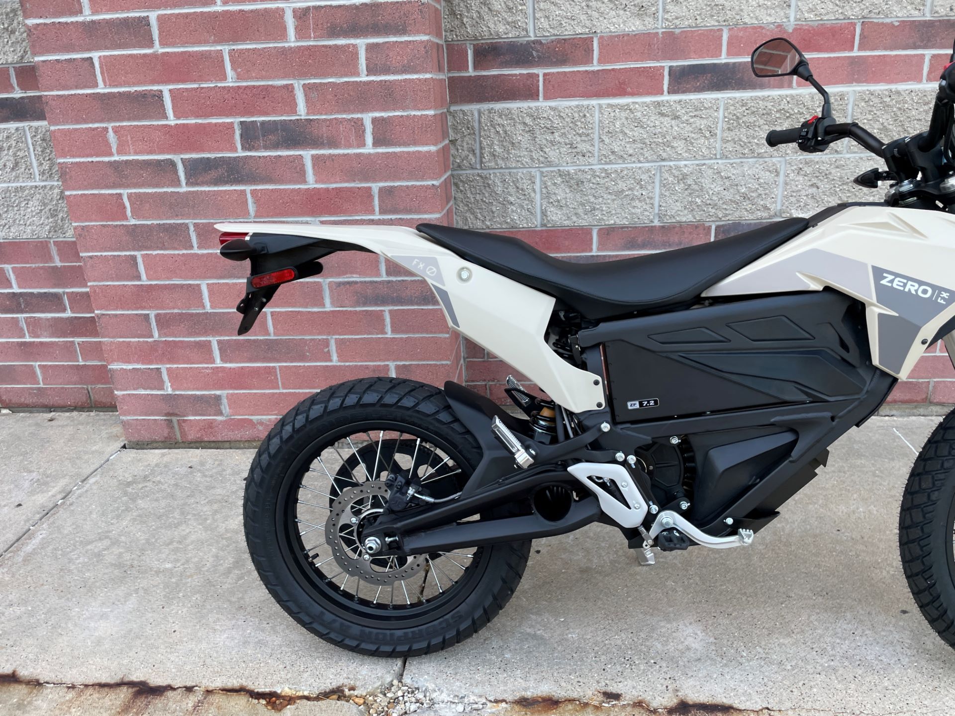 2022 Zero Motorcycles FX ZF7.2 Integrated in Muskego, Wisconsin - Photo 6