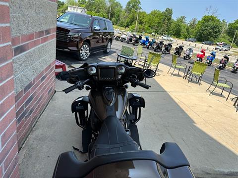 2023 Indian Motorcycle Roadmaster® Dark Horse® in Muskego, Wisconsin - Photo 11