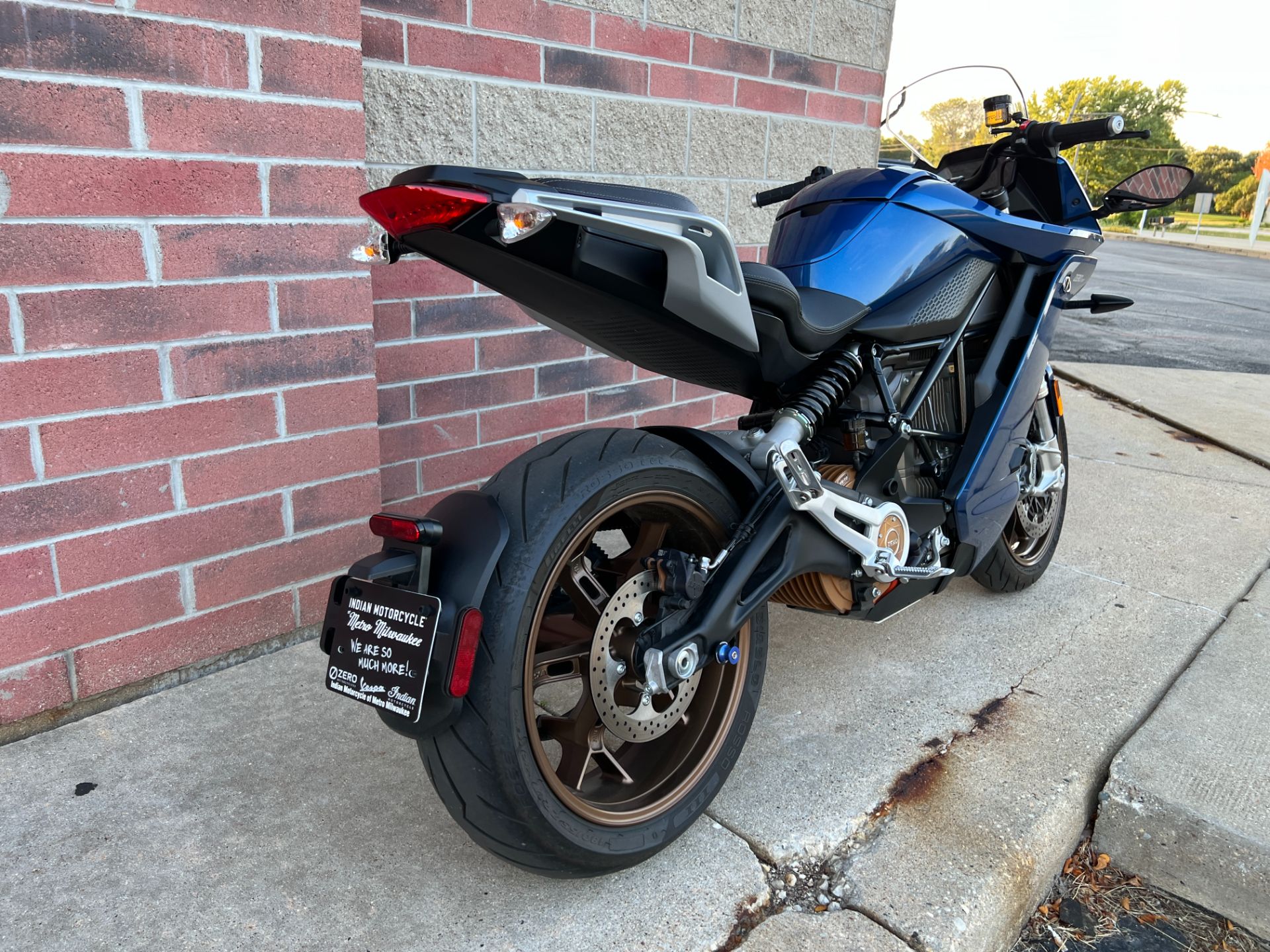 2021 Zero Motorcycles SR/S NA ZF14.4 Premium in Muskego, Wisconsin - Photo 9