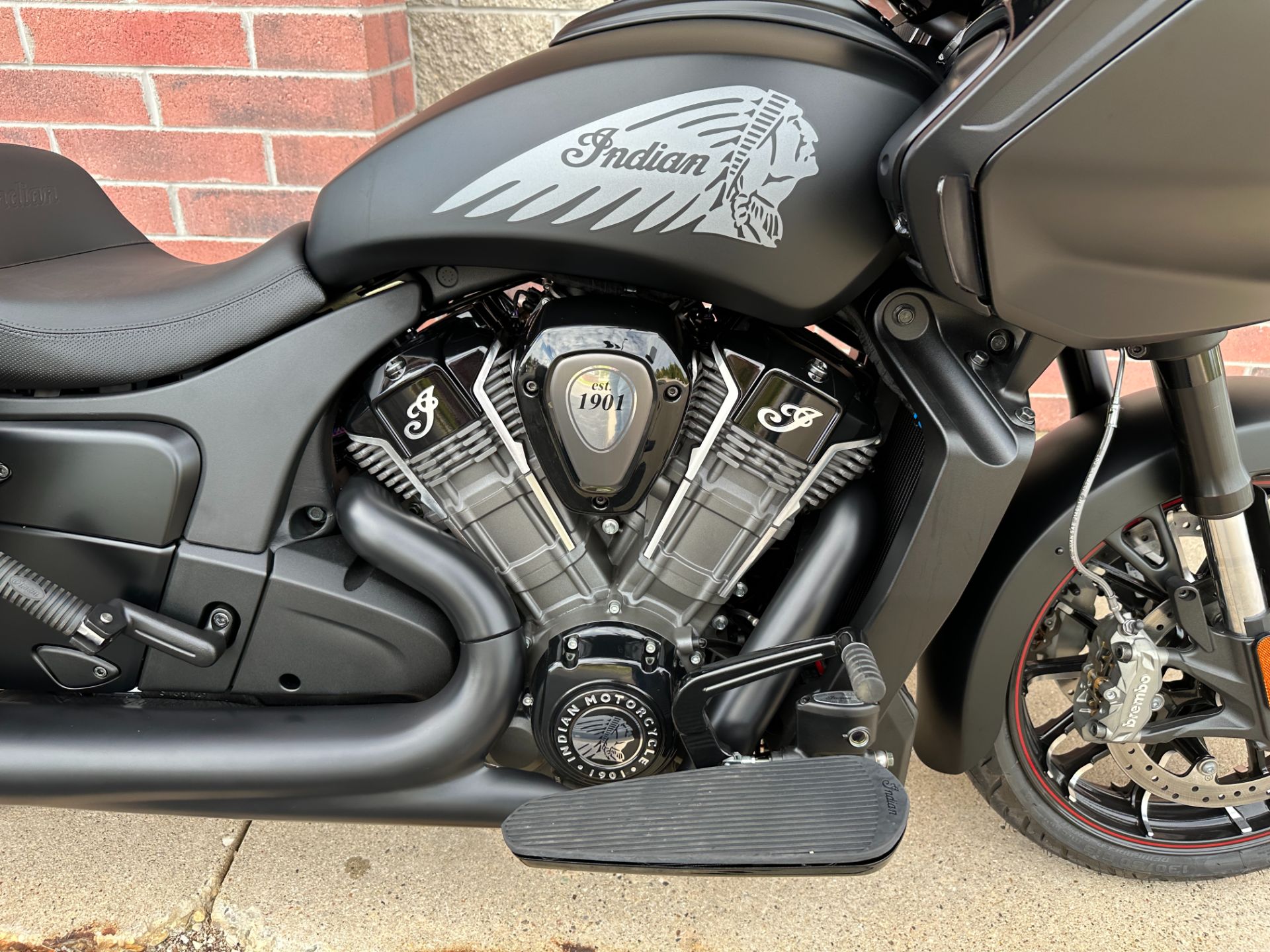 2021 Indian Motorcycle Challenger® Dark Horse® in Muskego, Wisconsin - Photo 5