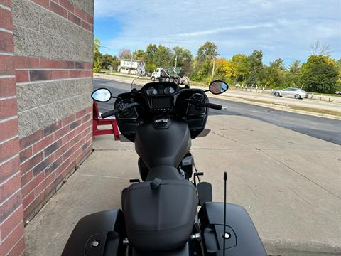 2021 Indian Motorcycle Challenger® Dark Horse® in Muskego, Wisconsin - Photo 12