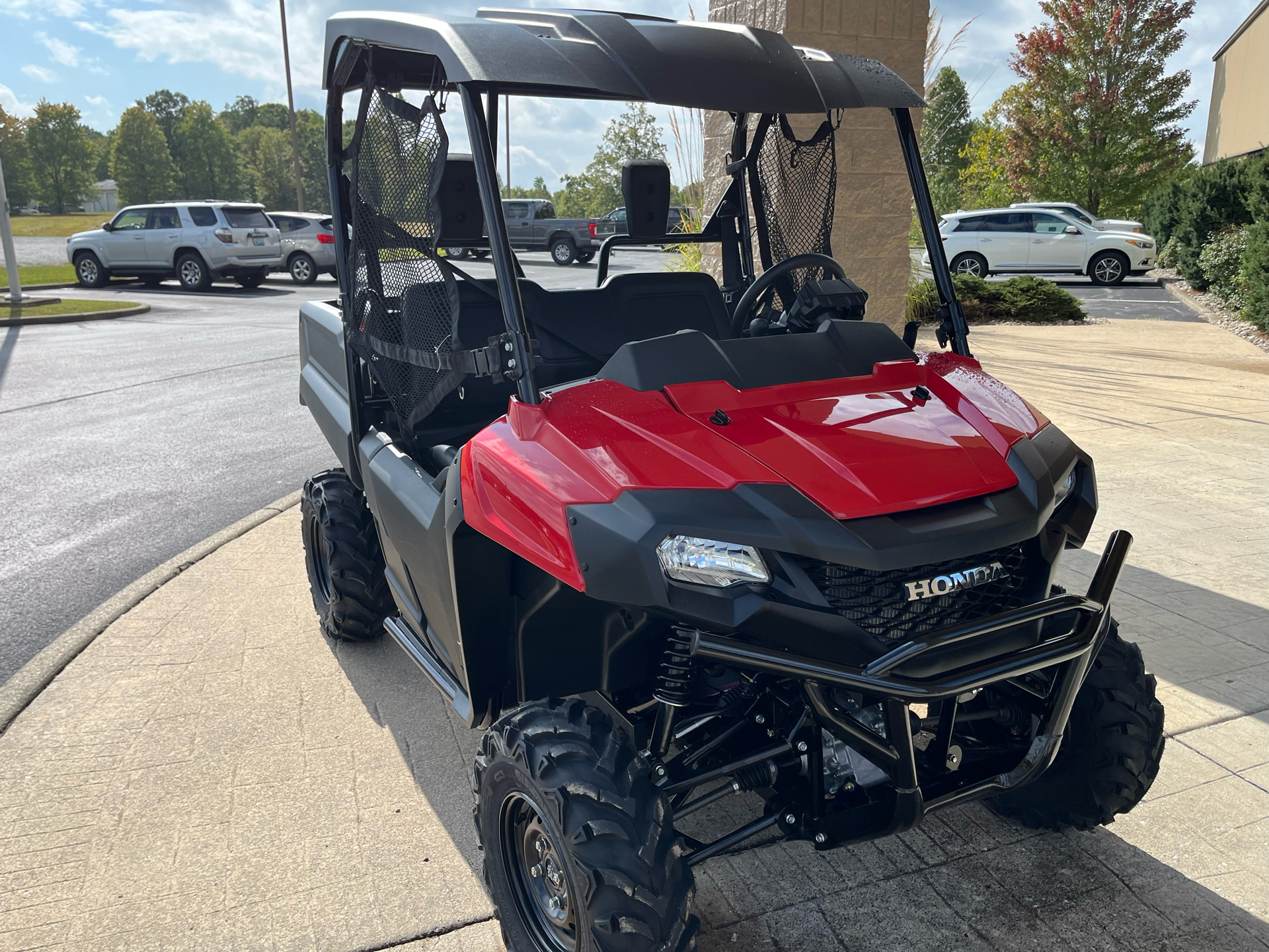 2025 Honda Pioneer 700 in Corbin, Kentucky - Photo 2