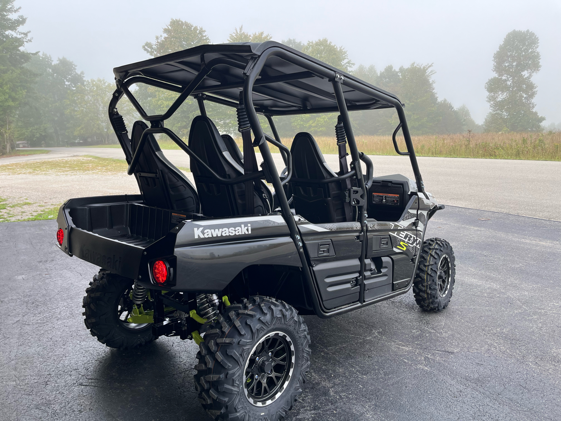 2025 Kawasaki Teryx4 S LE in Corbin, Kentucky - Photo 2