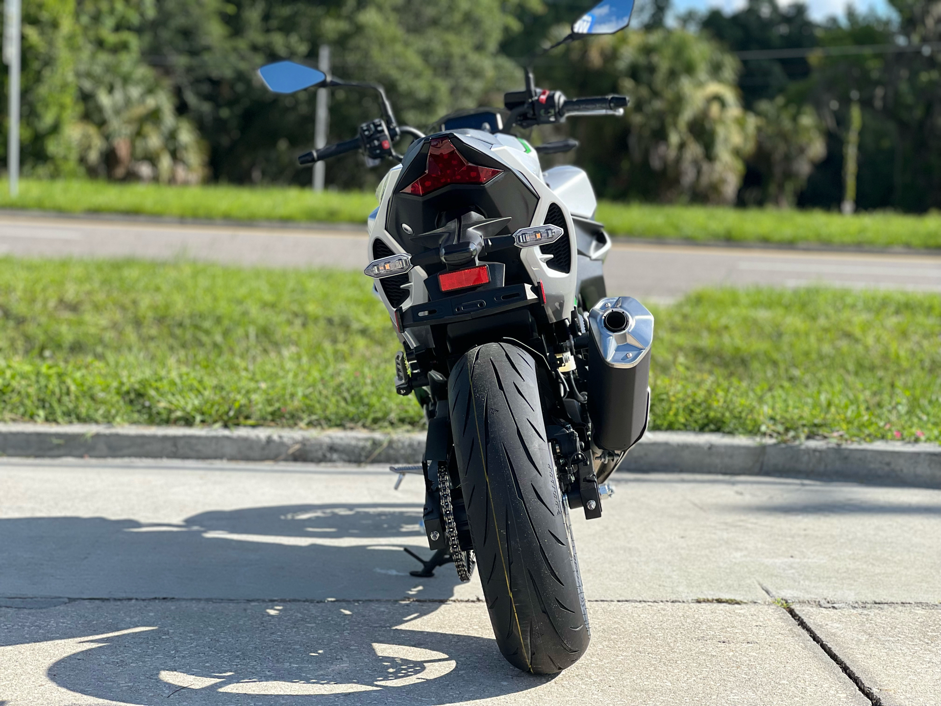 2024 Kawasaki Ninja 7 Hybrid ABS in Orlando, Florida - Photo 5