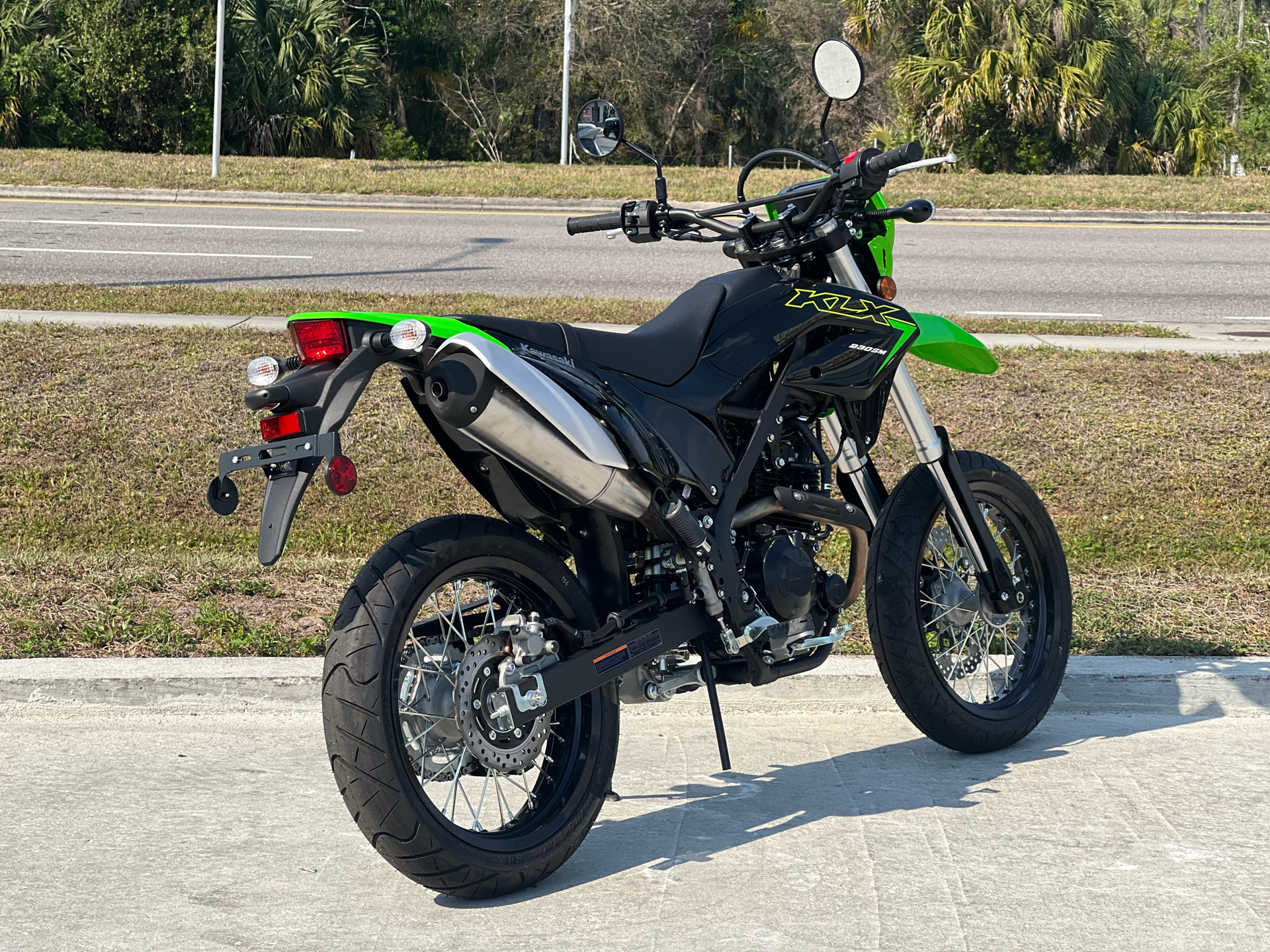 2023 Kawasaki KLX 230SM in Orlando, Florida - Photo 5
