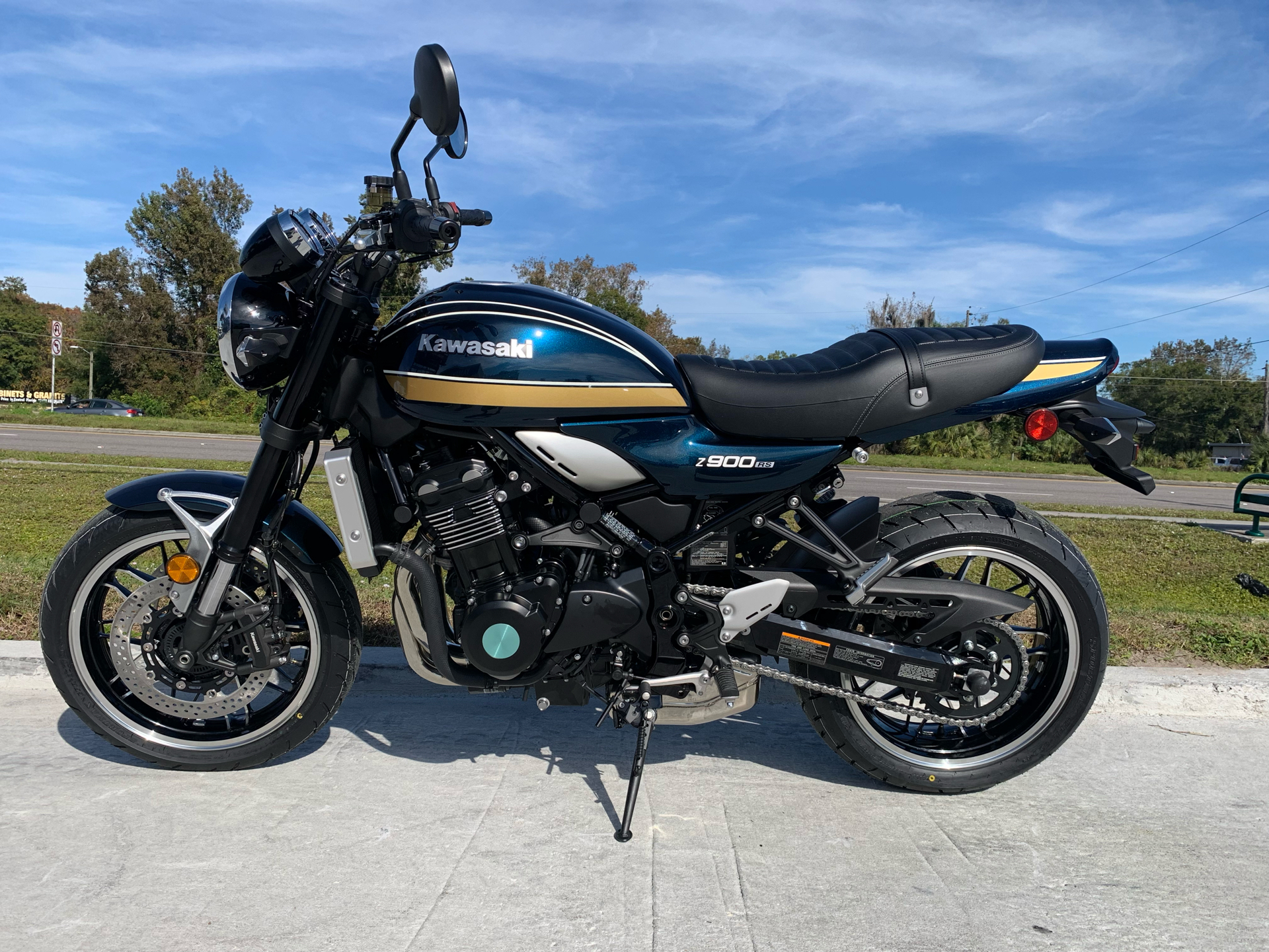 2022 Kawasaki Z900RS in Orlando, Florida - Photo 8