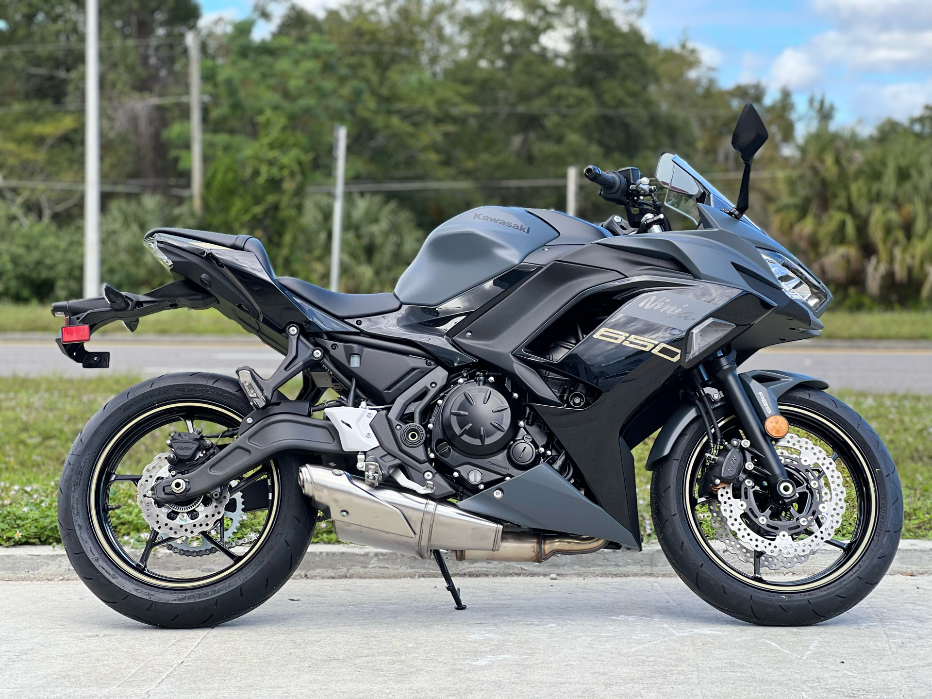 2024 Kawasaki Ninja 650 ABS in Orlando, Florida - Photo 2
