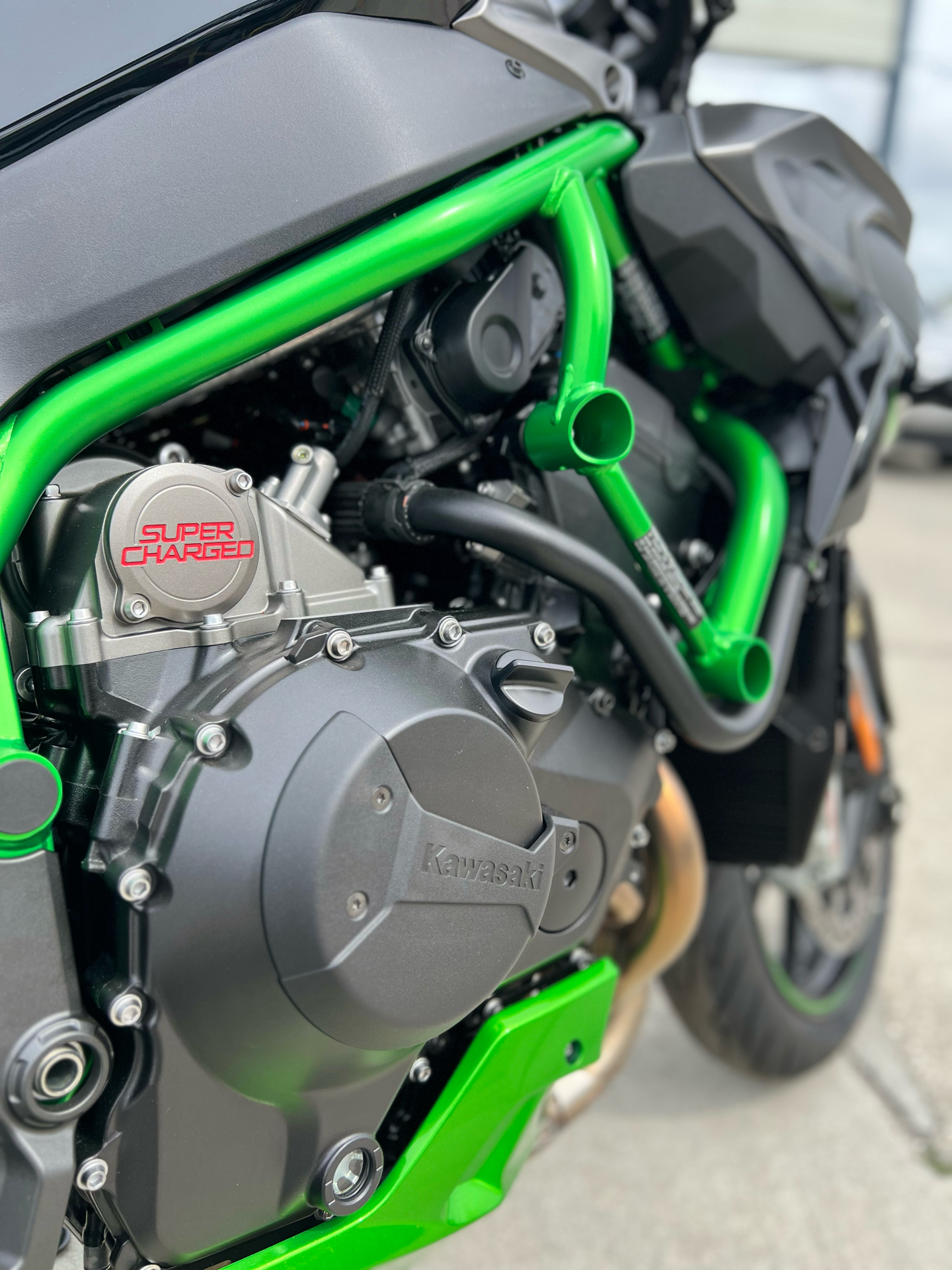 2024 Kawasaki Z H2 SE ABS in Orlando, Florida - Photo 9