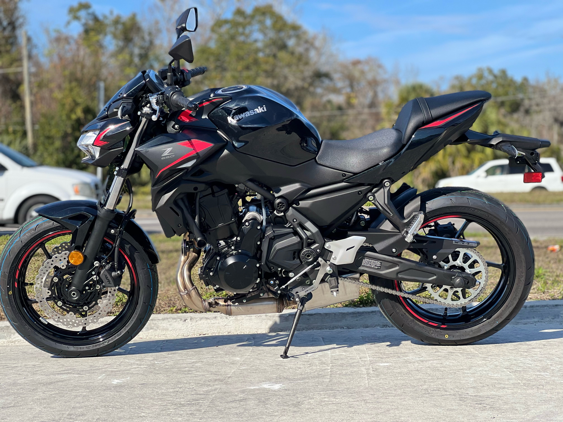 2023 Kawasaki Z650 in Orlando, Florida - Photo 6
