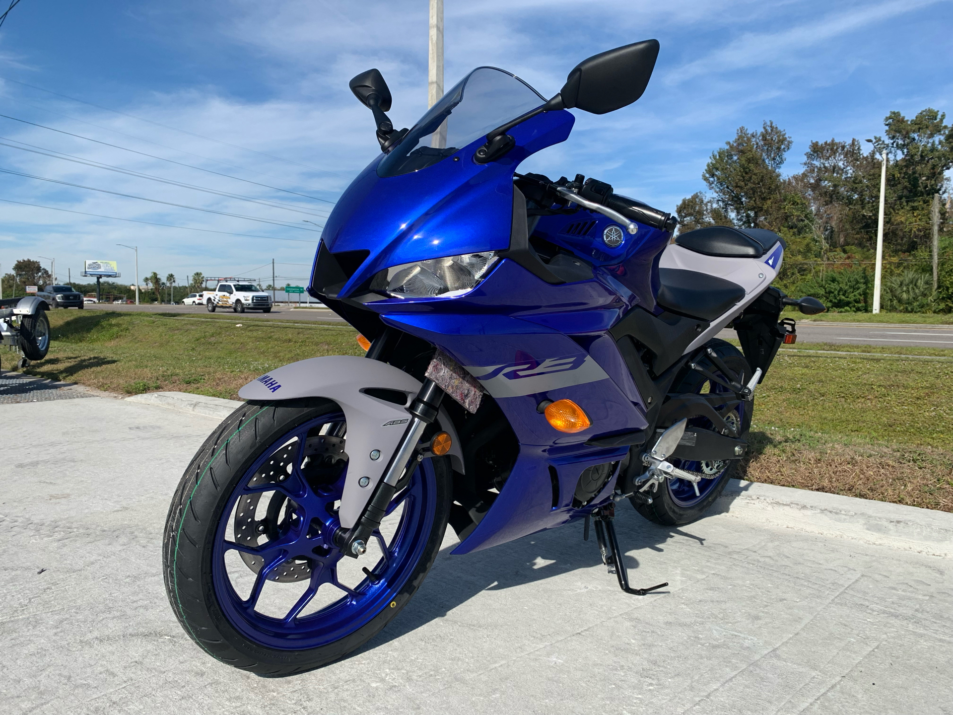 2021 Yamaha YZF-R3 ABS in Orlando, Florida - Photo 2