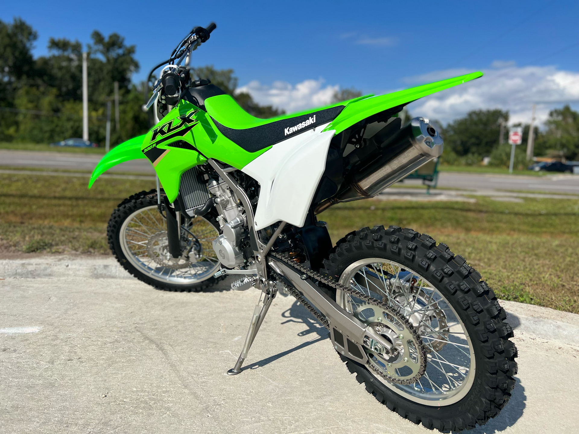 2022 Kawasaki KLX 300R in Orlando, Florida - Photo 8