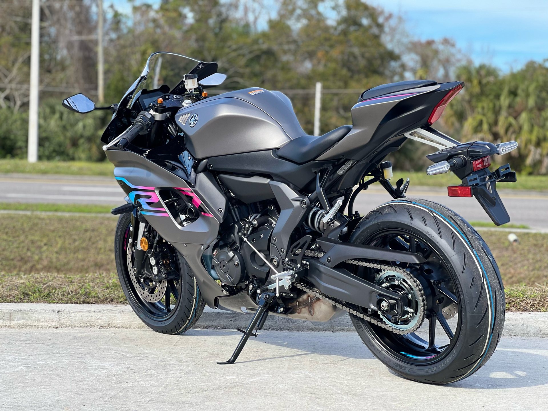 2024 Yamaha YZF-R7 in Orlando, Florida - Photo 8