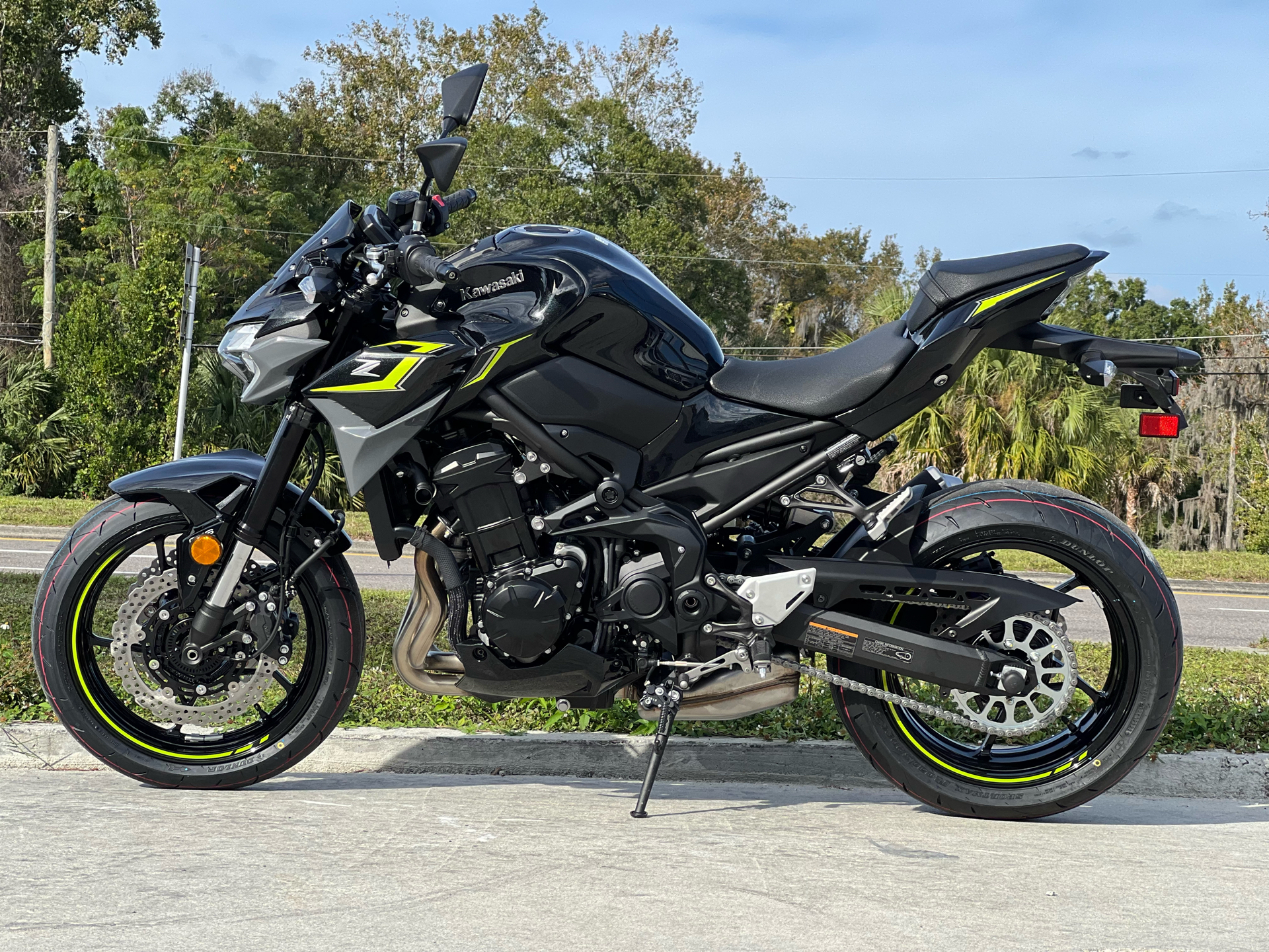 2024 Kawasaki Z900 ABS in Orlando, Florida - Photo 5