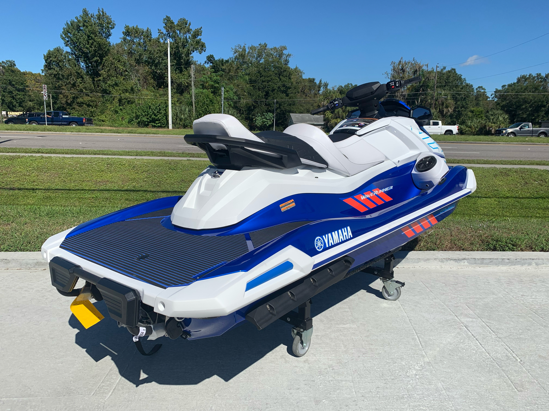 2022 Yamaha VX Cruiser with Audio in Orlando, Florida - Photo 2