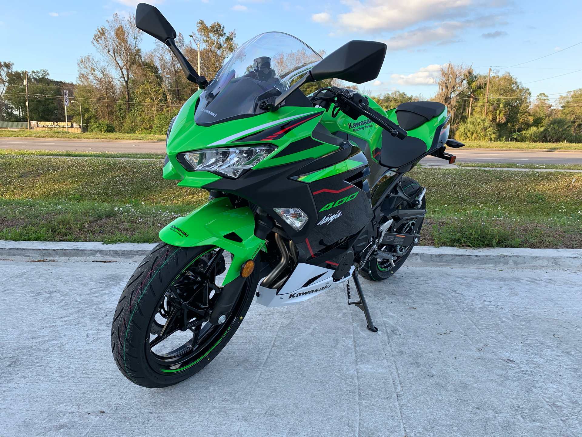 2022 Kawasaki Ninja 400 ABS KRT Edition in Orlando, Florida - Photo 4