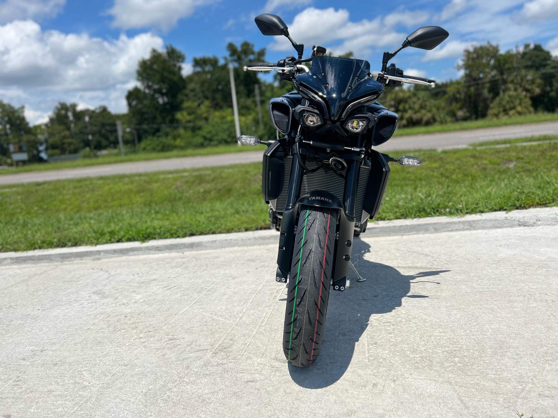 2022 Yamaha MT-10 in Orlando, Florida - Photo 2