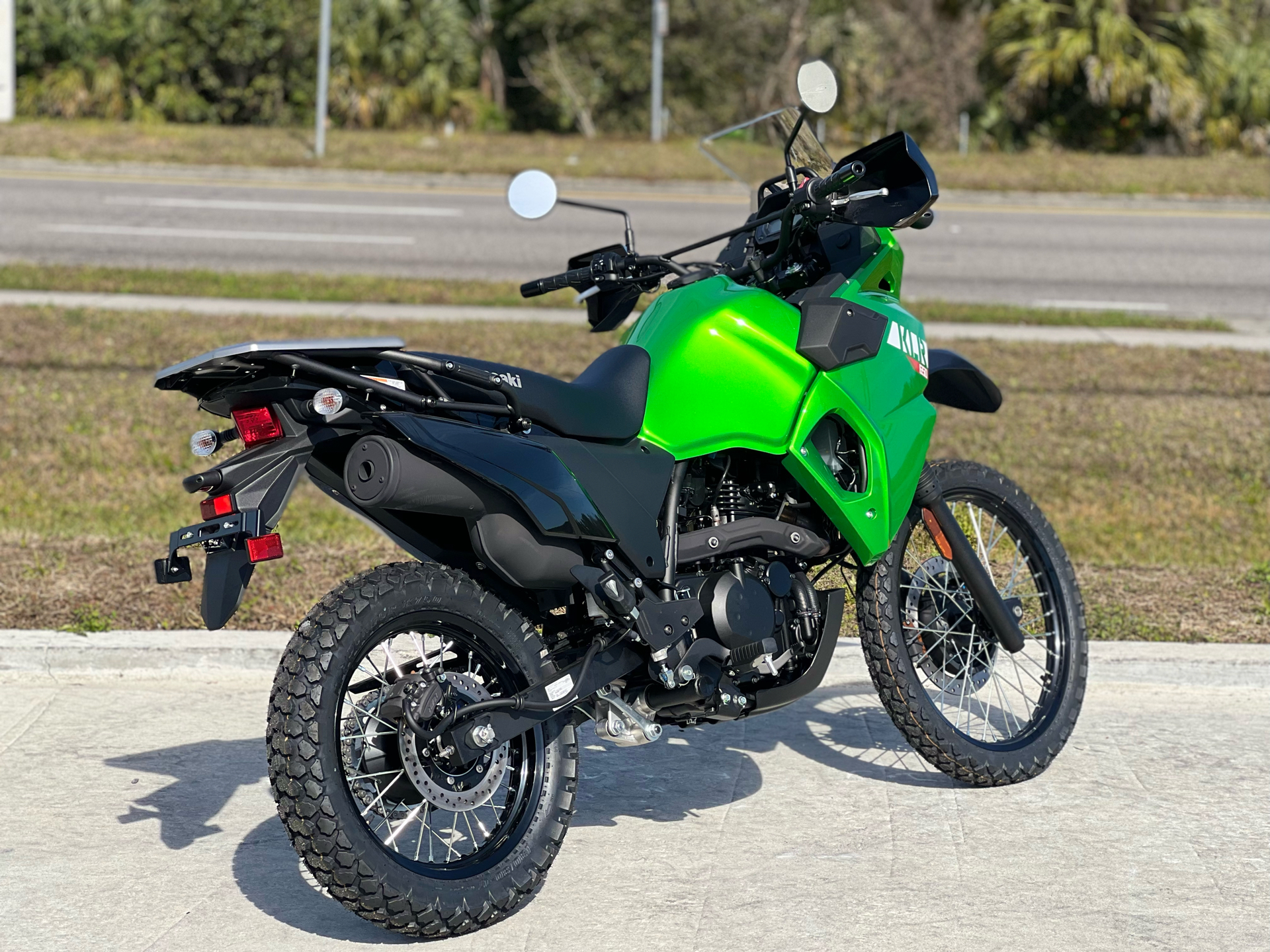 2023 Kawasaki KLR 650 in Orlando, Florida - Photo 9