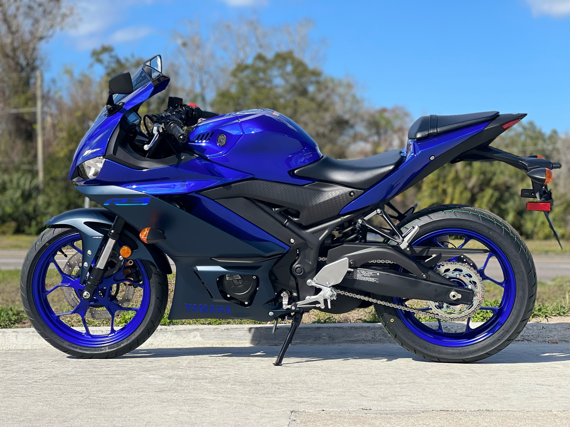 2023 Yamaha YZF-R3 ABS in Orlando, Florida - Photo 5
