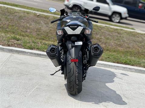2023 Kawasaki Ninja ZX-14R ABS in Orlando, Florida - Photo 6