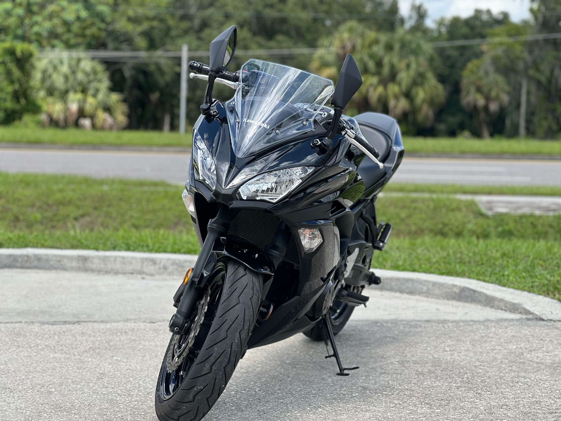 2017 Kawasaki Ninja 650 in Orlando, Florida - Photo 2