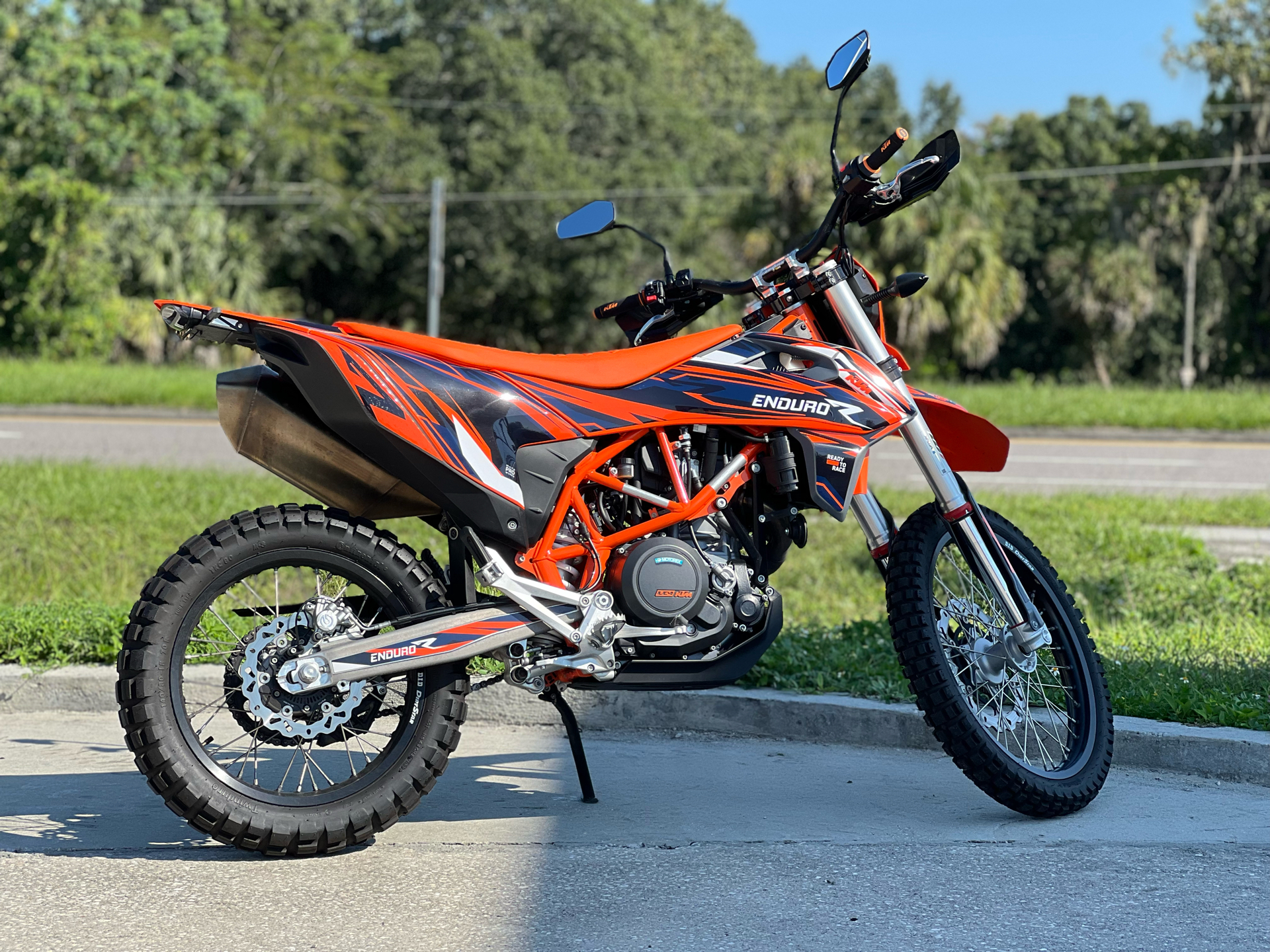 2023 KTM 690 Enduro R in Orlando, Florida - Photo 4