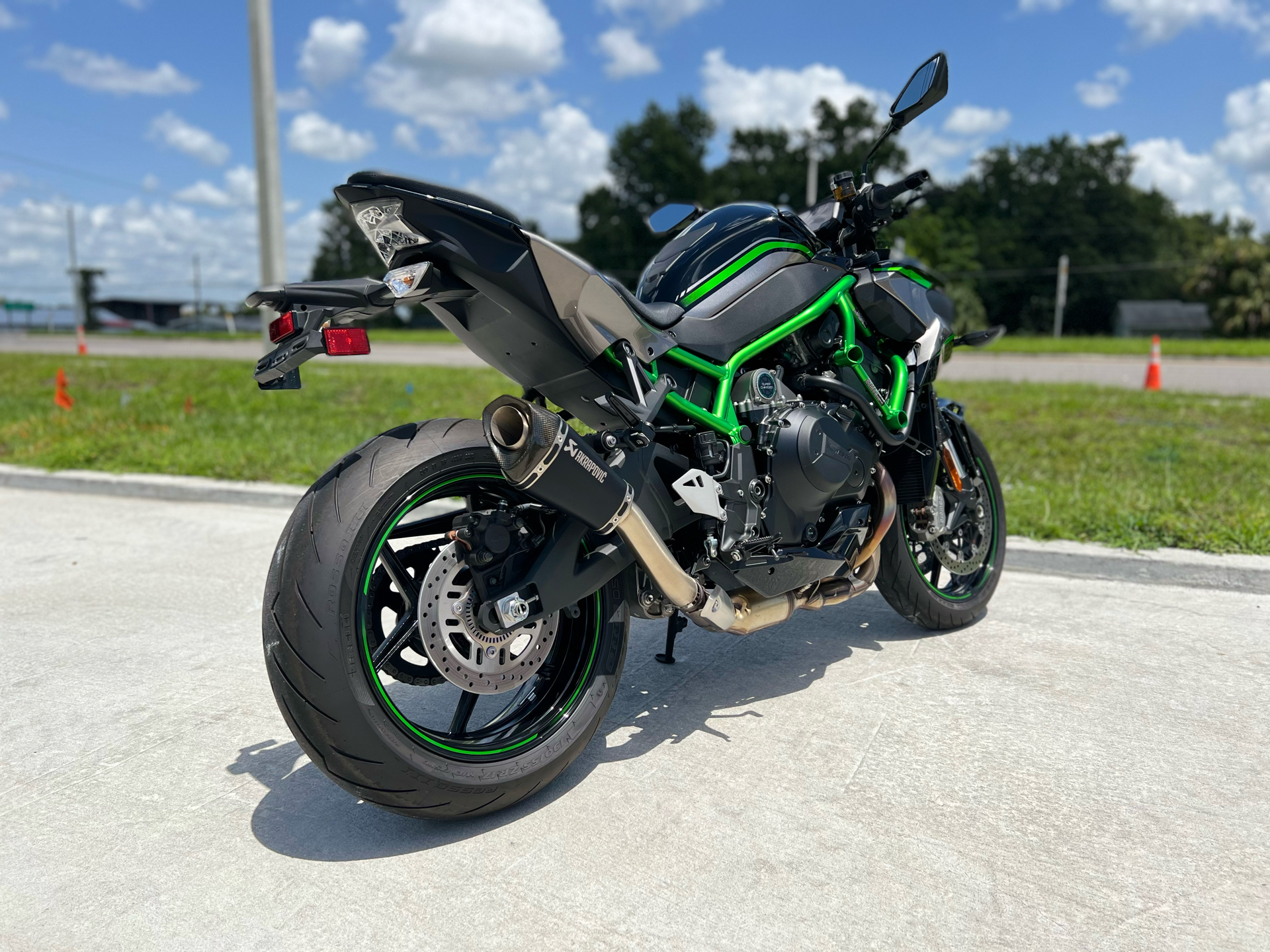 2020 Kawasaki Z H2 in Orlando, Florida - Photo 14