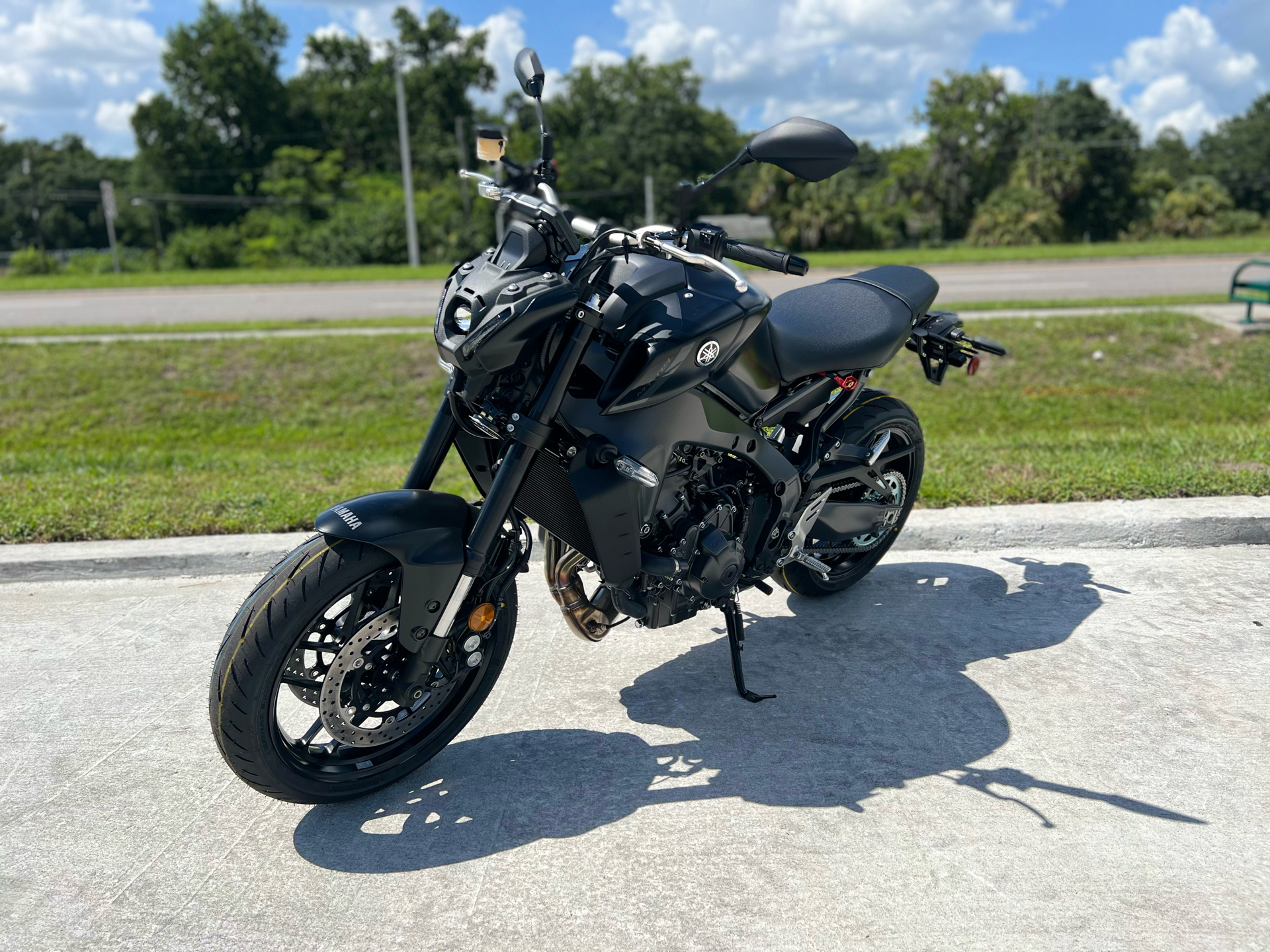 2022 Yamaha MT-09 in Orlando, Florida - Photo 4