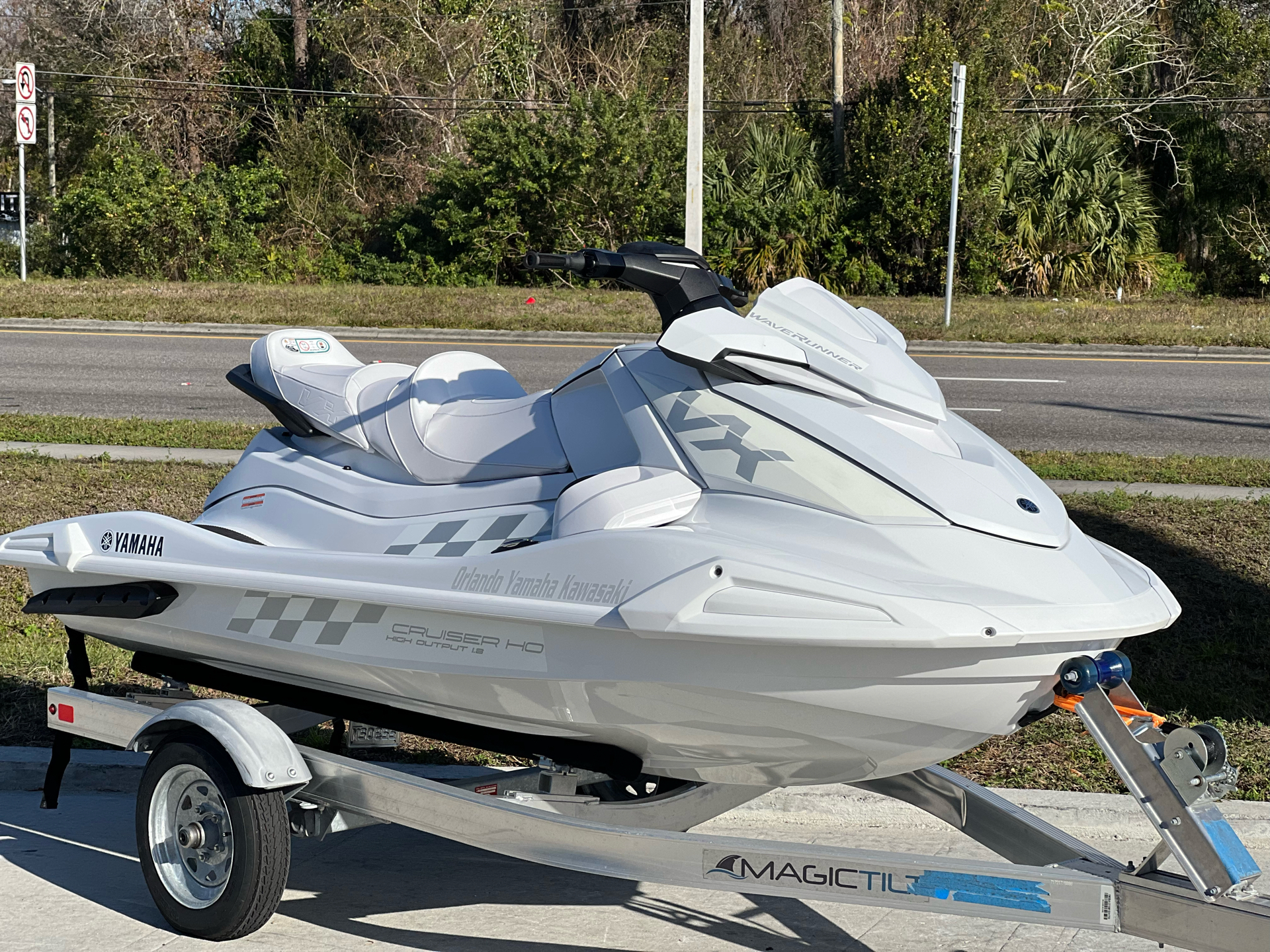 2023 Yamaha VX Cruiser HO with Audio in Orlando, Florida - Photo 2