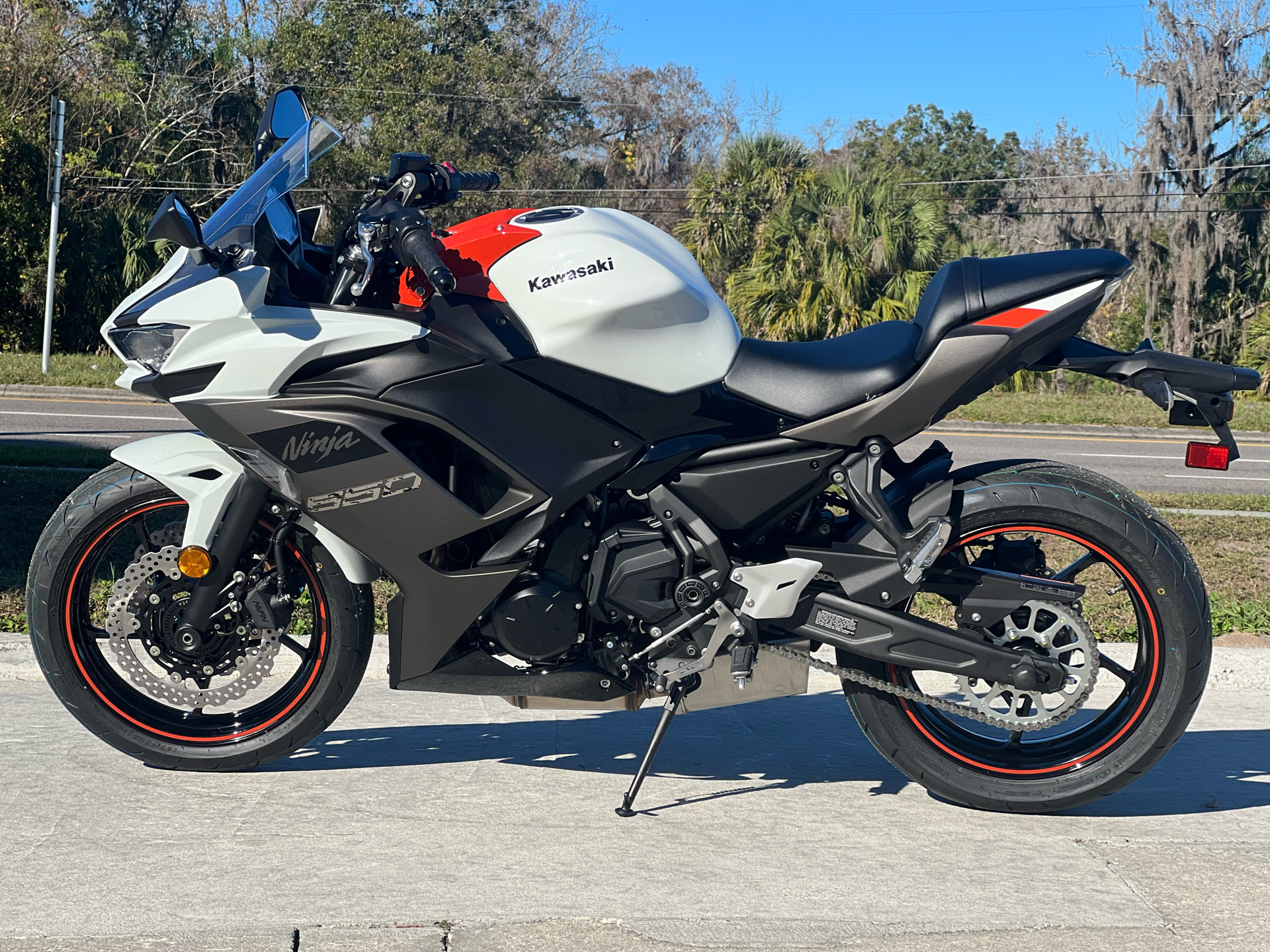 2023 Kawasaki Ninja 650 in Orlando, Florida - Photo 1