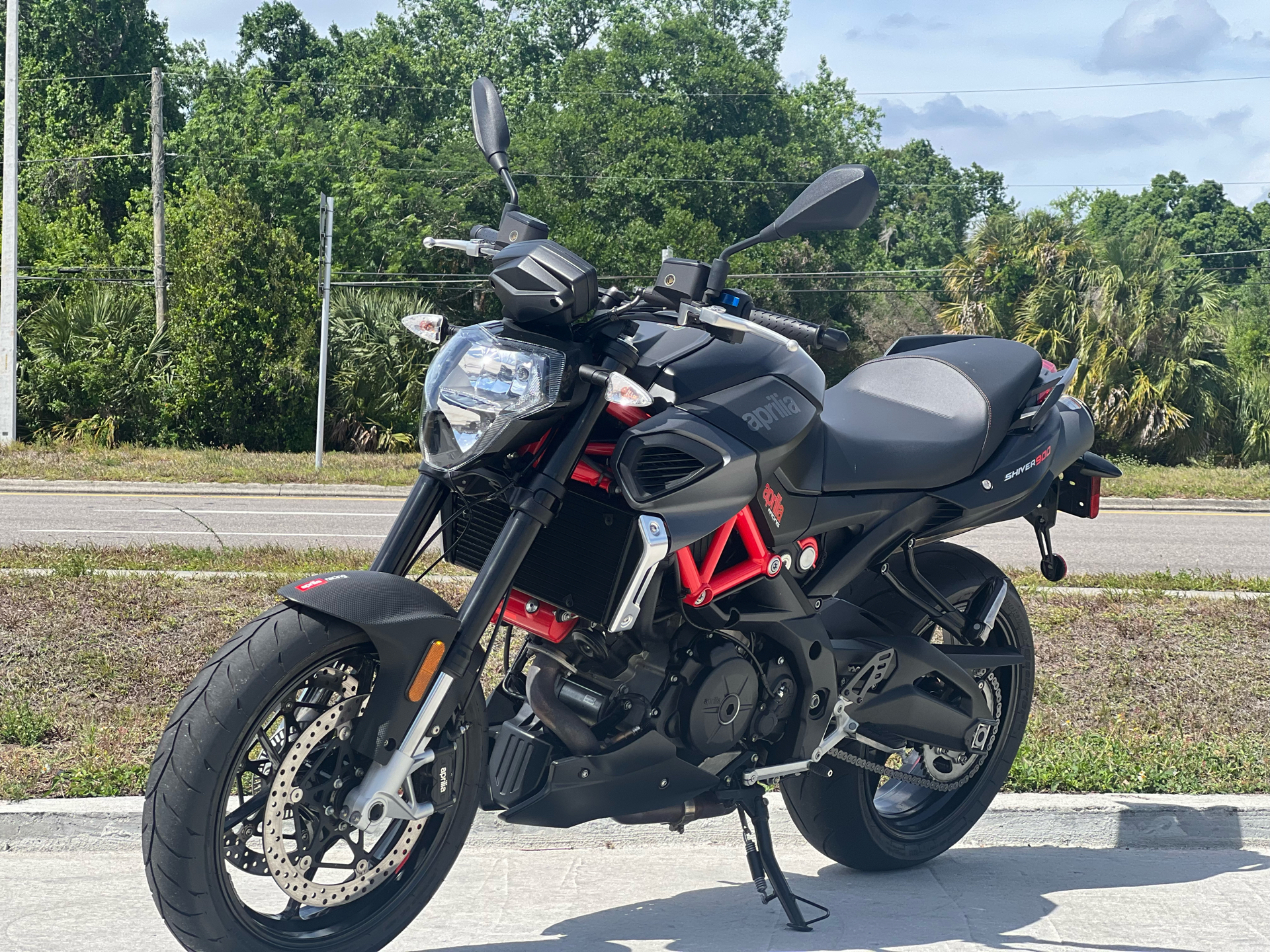 2019 Aprilia Shiver 900 in Orlando, Florida - Photo 6