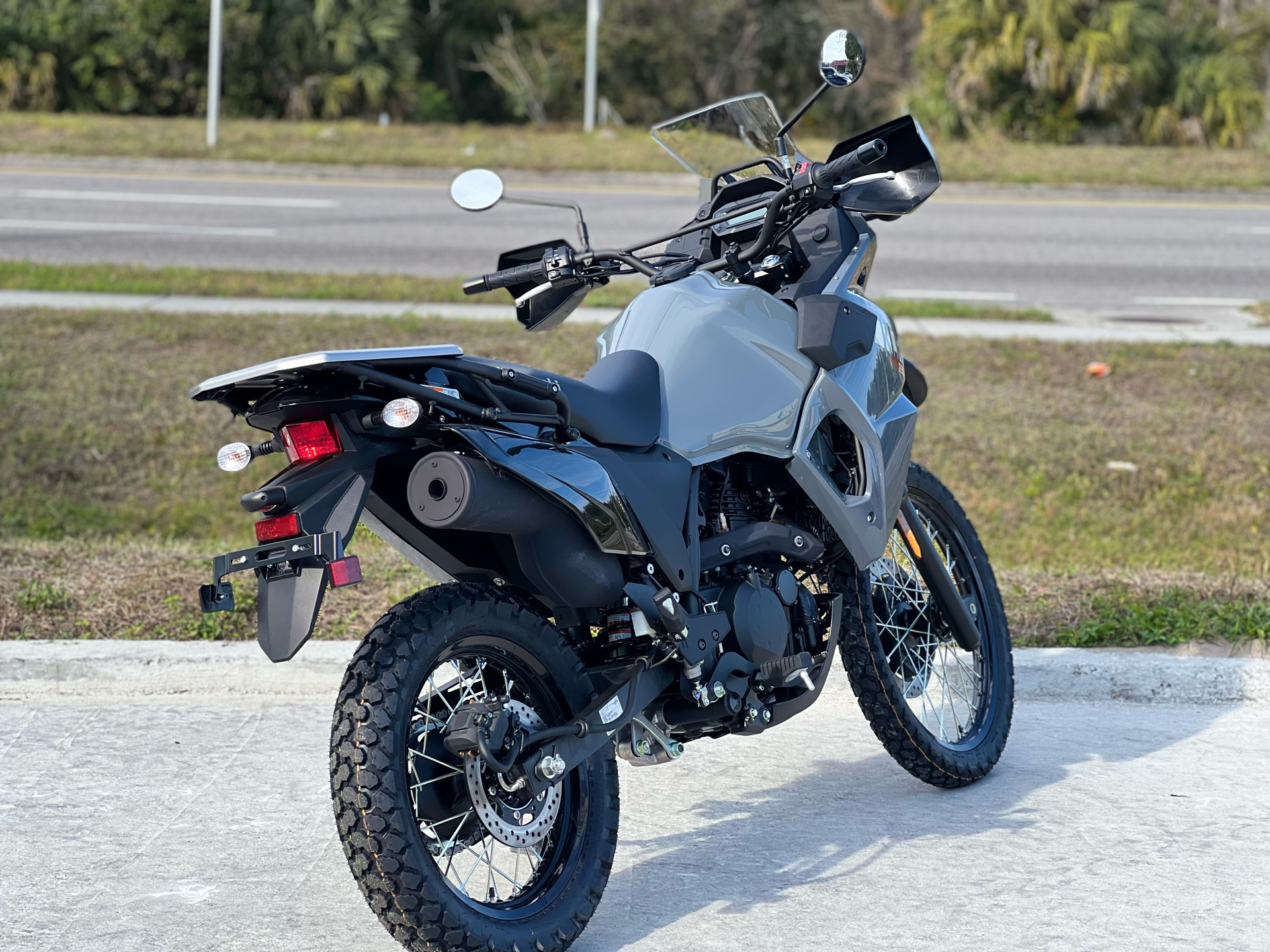 2023 Kawasaki KLR 650 in Orlando, Florida - Photo 10