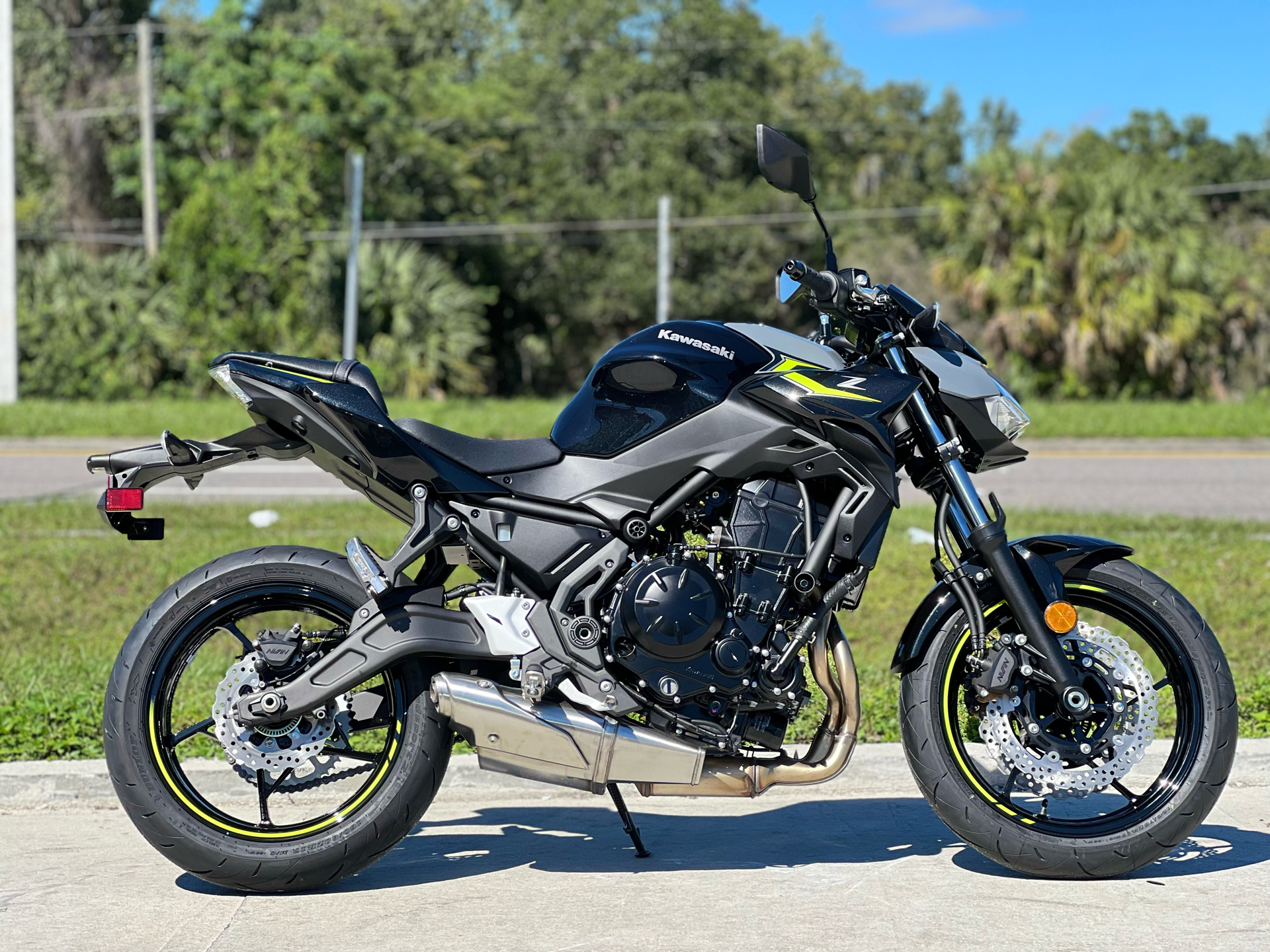2024 Kawasaki Z650 in Orlando, Florida - Photo 6