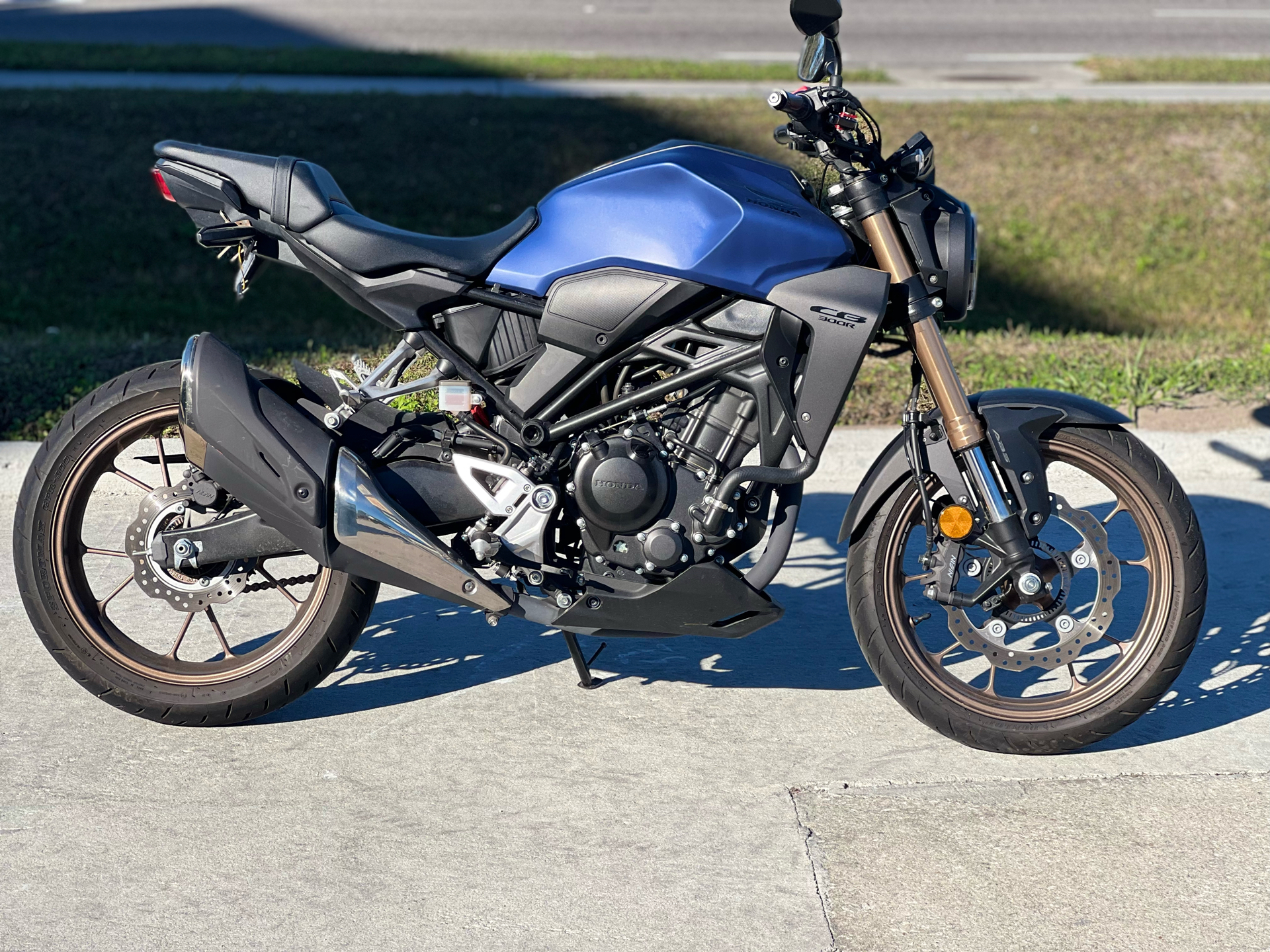 2021 Honda CB300R ABS in Orlando, Florida - Photo 3