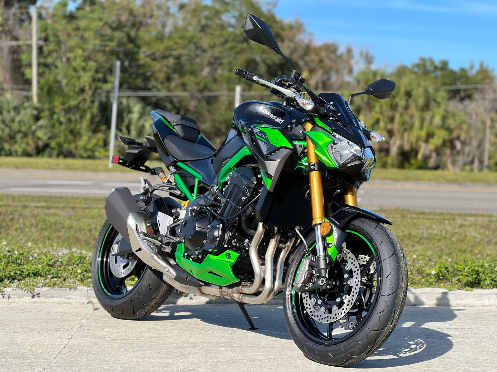 2024 Kawasaki Z900 SE ABS in Orlando, Florida - Photo 2