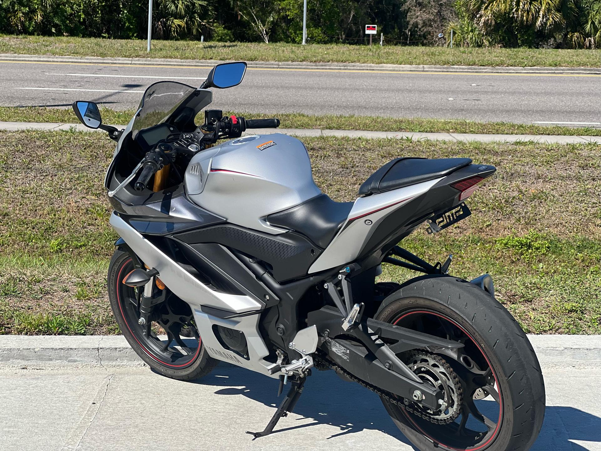 2020 Yamaha YZF-R3 ABS in Orlando, Florida - Photo 8