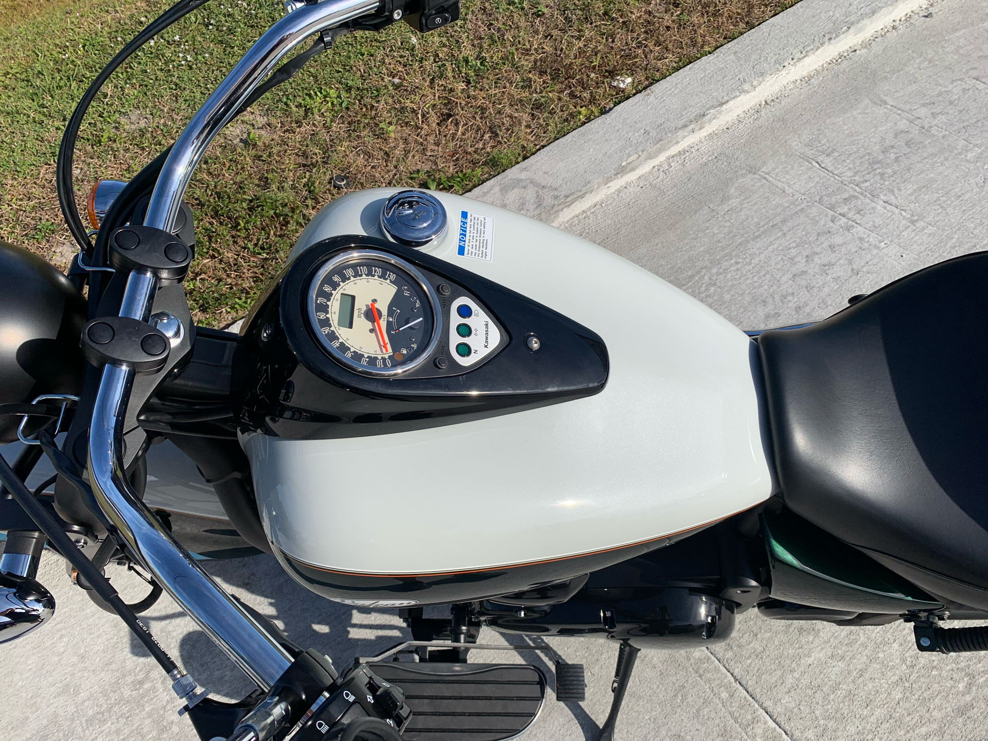 2022 Kawasaki Vulcan 900 Classic in Orlando, Florida - Photo 9
