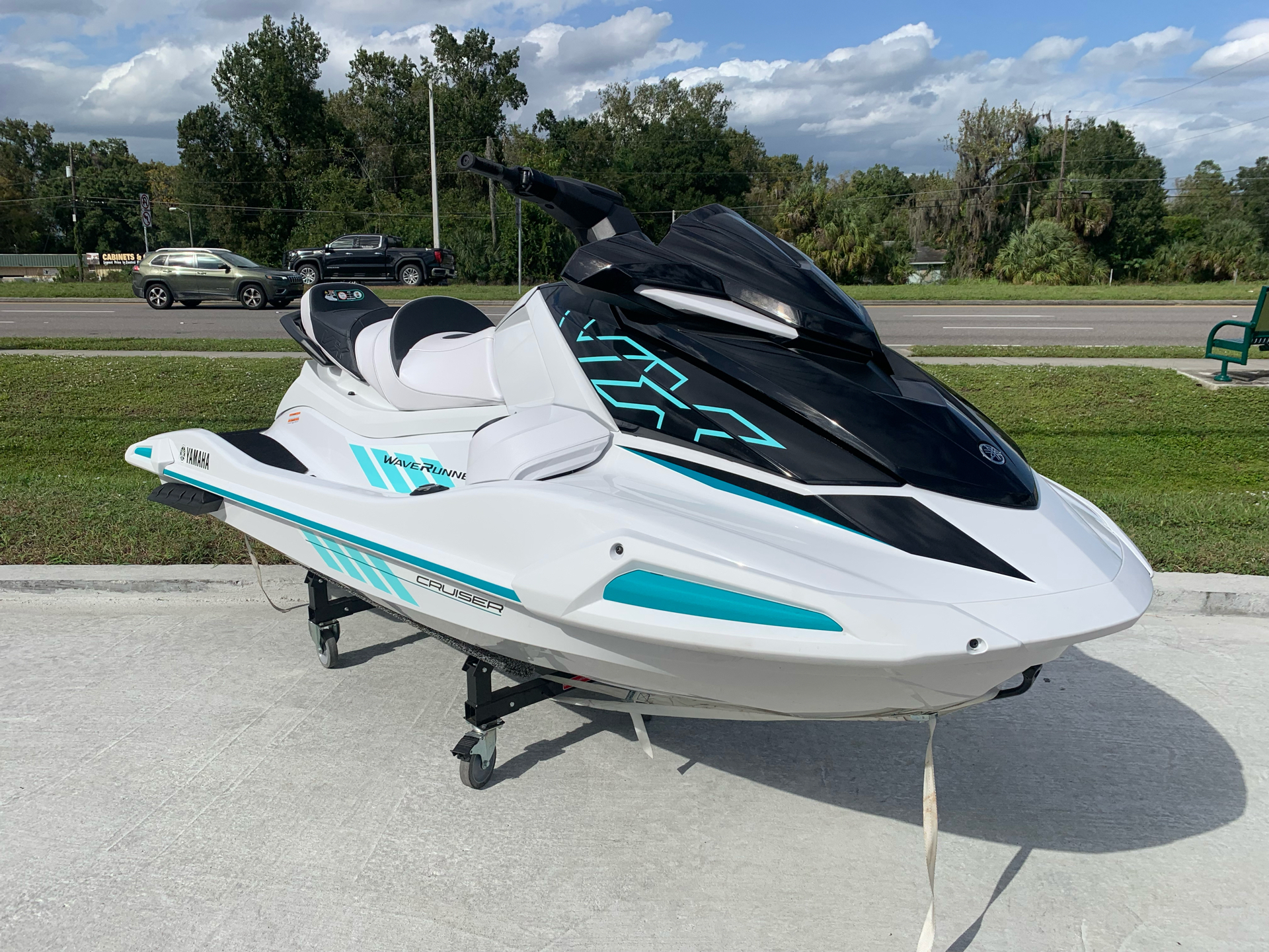 2022 Yamaha VX Cruiser with Audio in Orlando, Florida - Photo 1