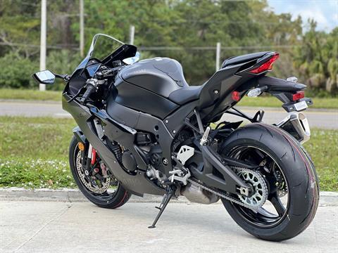2024 Kawasaki Ninja ZX-10R ABS in Orlando, Florida - Photo 9