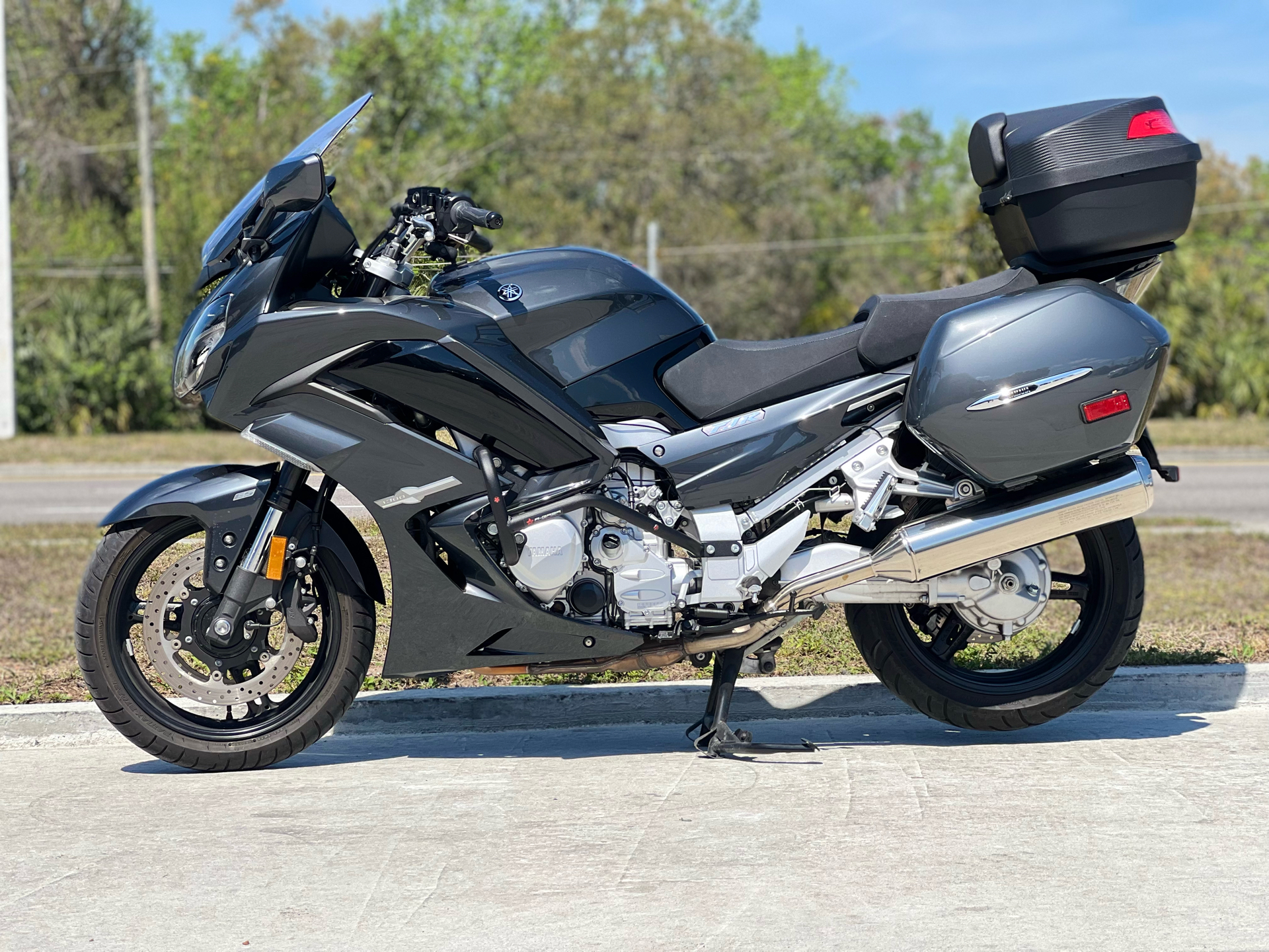 2020 Yamaha FJR1300ES in Orlando, Florida - Photo 2