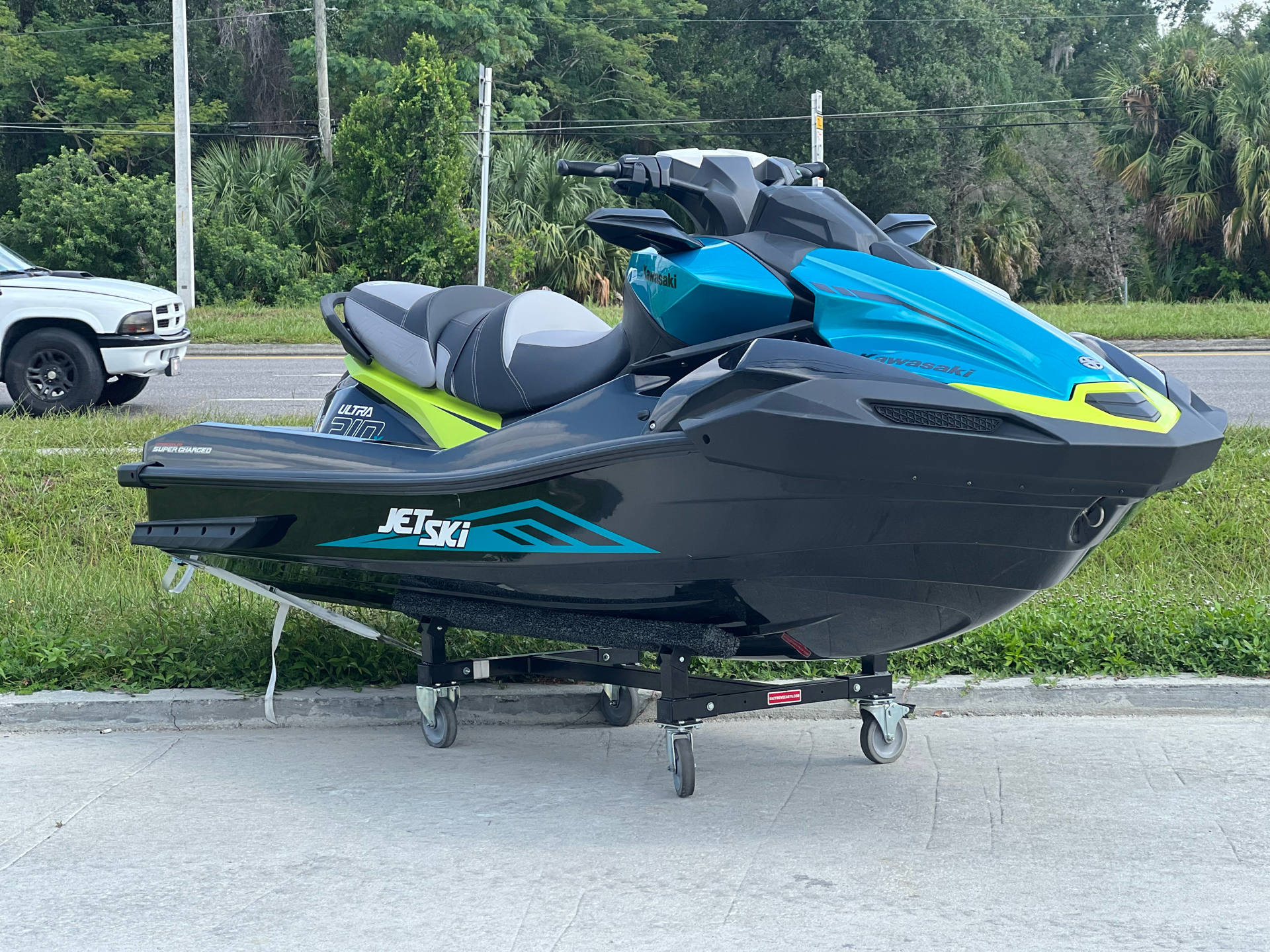 2023 Kawasaki Jet Ski Ultra 310X in Orlando, Florida - Photo 2