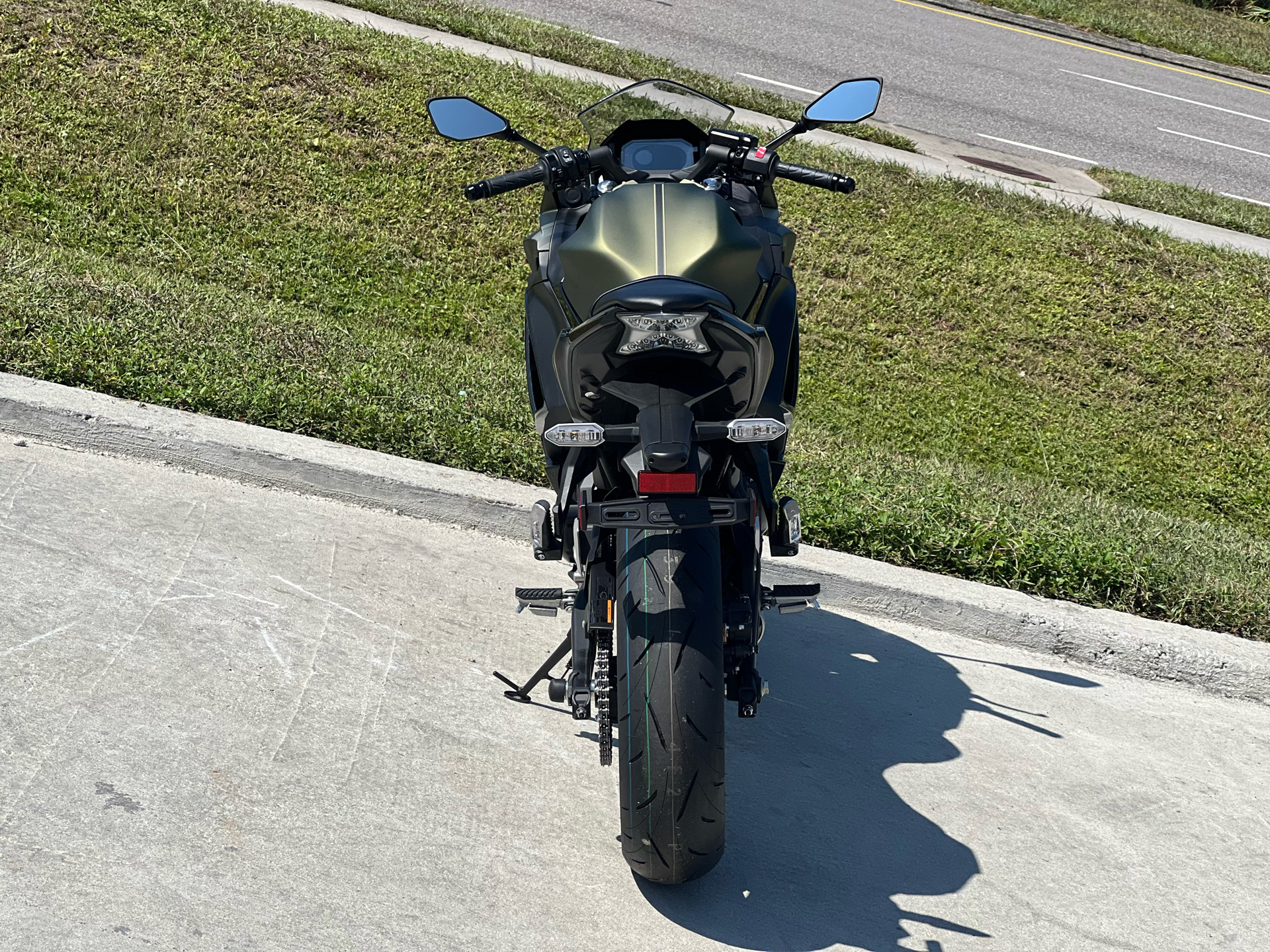 2024 Kawasaki Ninja 650 ABS in Orlando, Florida - Photo 11